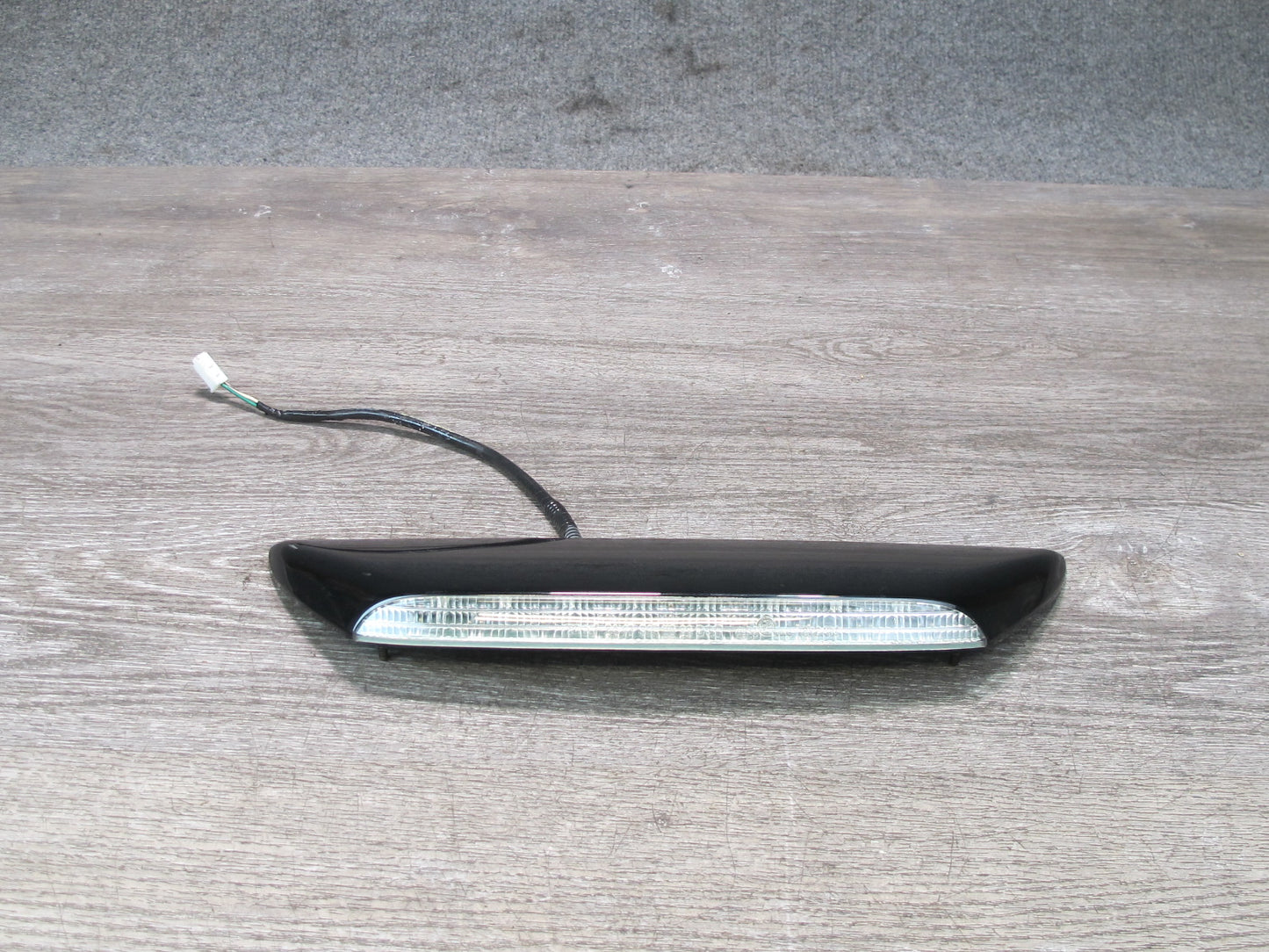 02-10 Lexus Z40 SC430 Rear Trunk Third 3RD Brake Light Lamp Black OEM