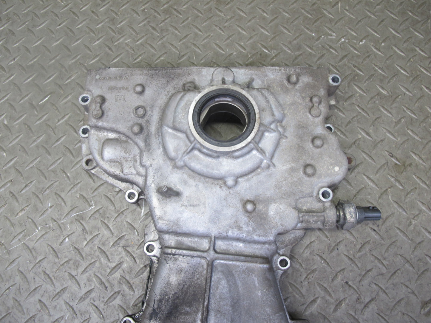 2014-2017 Infiniti QX60 2.5L Hybrid QR25DER Engine Timing Chain Cover
