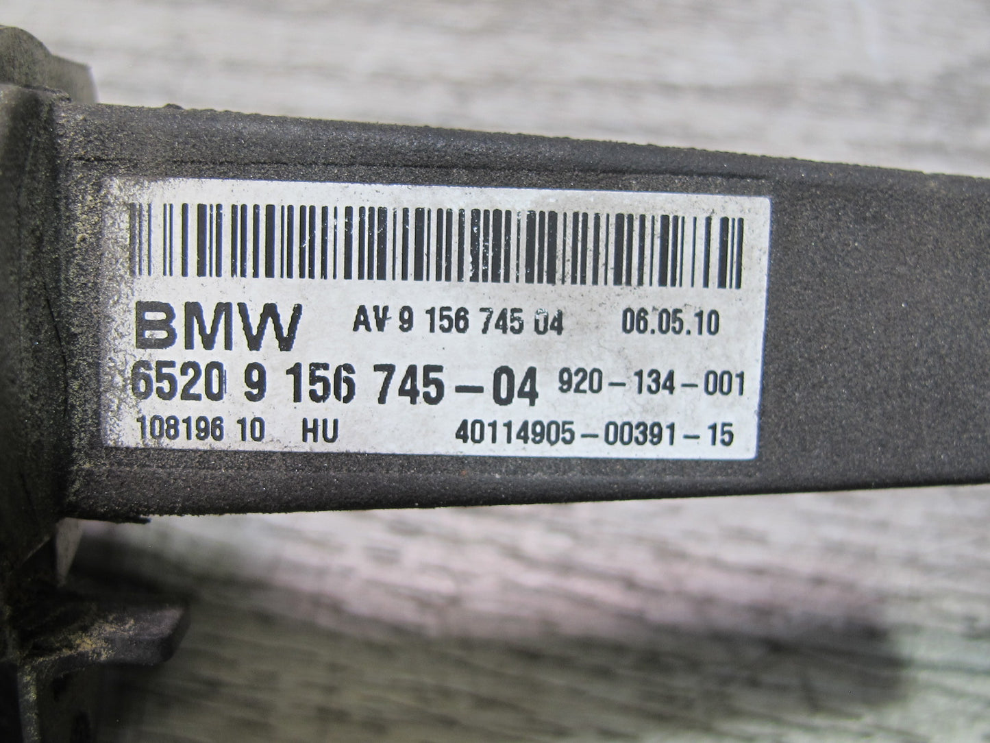 09-16 BMW E89 Z4 Rear Bumper Telephone Antenna 9156745 OEM