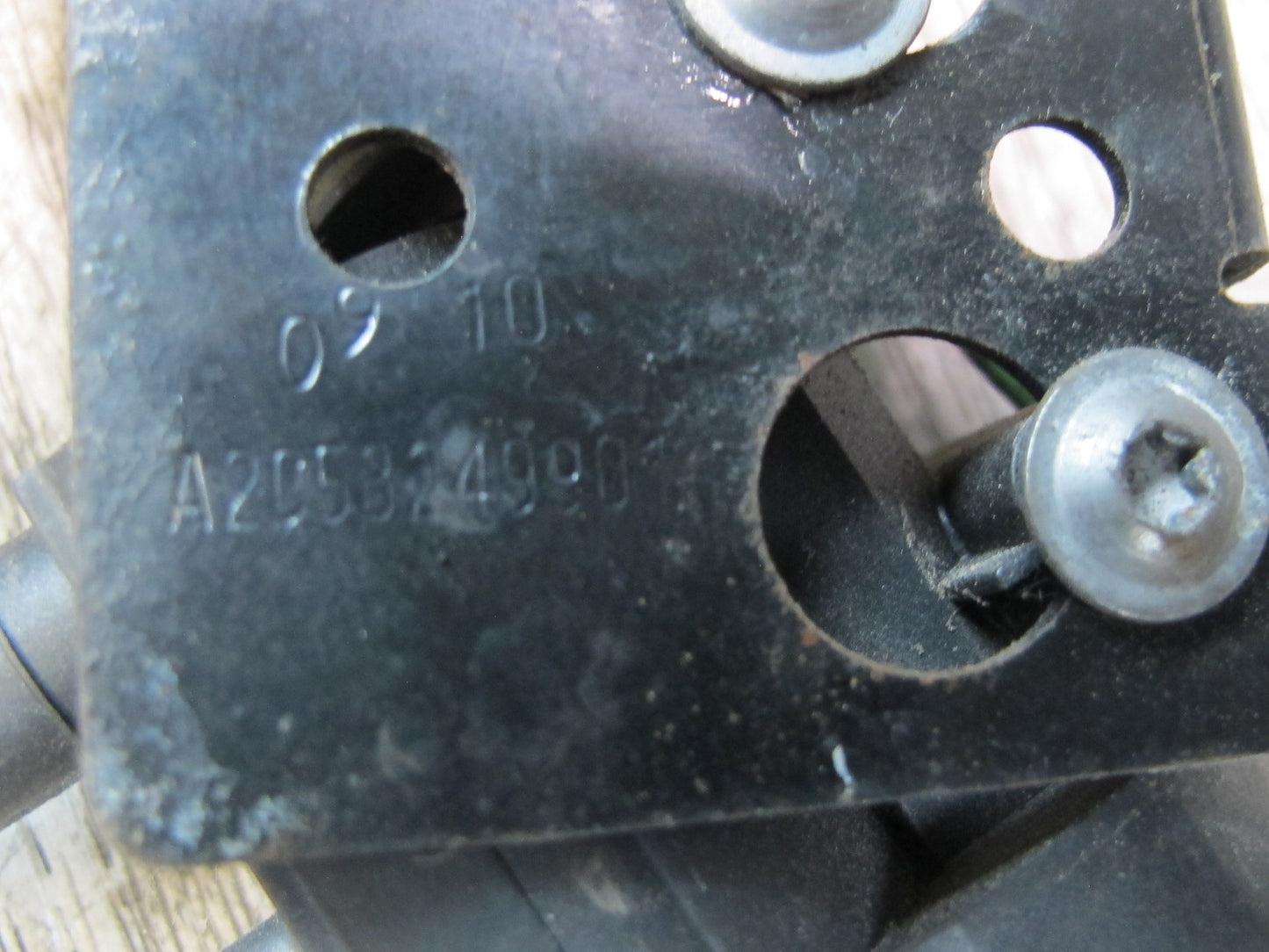 09-16 BMW E89 Z4 Fuel Tank Filler Door Lid Actuator Motor 7200675 OEM