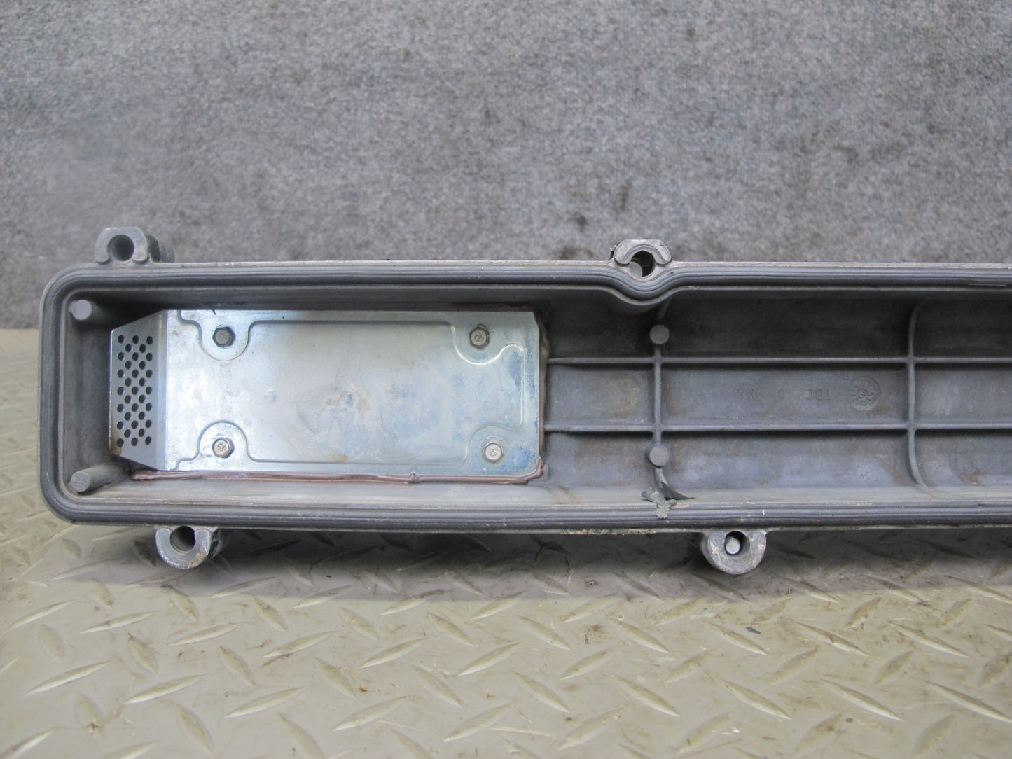 92-97 Lexus SC300 2JZGE 3.0L Set of 3 Engine Cylinder Head Valve Cover OEM