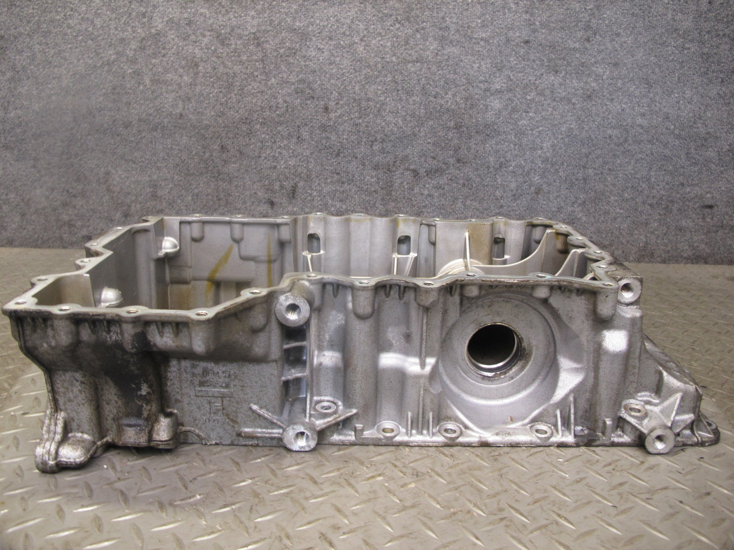 11-16 BMW F12 F13 F10 550i N63 4.4L AWD Engine Upper Oil Pan 103K Miles OEM