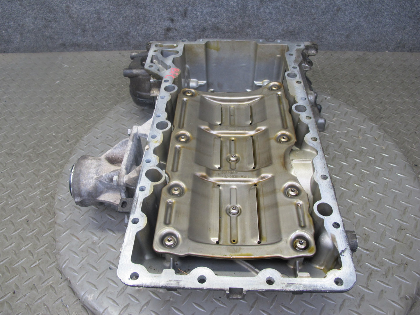 11-16 BMW F12 F13 F10 550i N63 4.4L AWD Engine Upper Oil Pan 103K Miles OEM