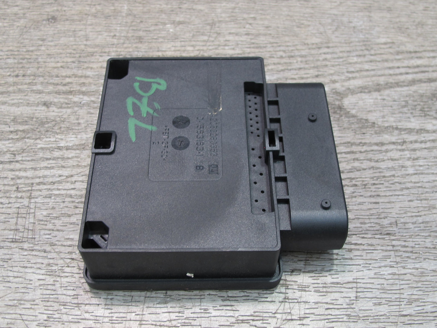 09-16 BMW E89 Z4 EMF Parking Hand Brake Control Module 6794260 OEM
