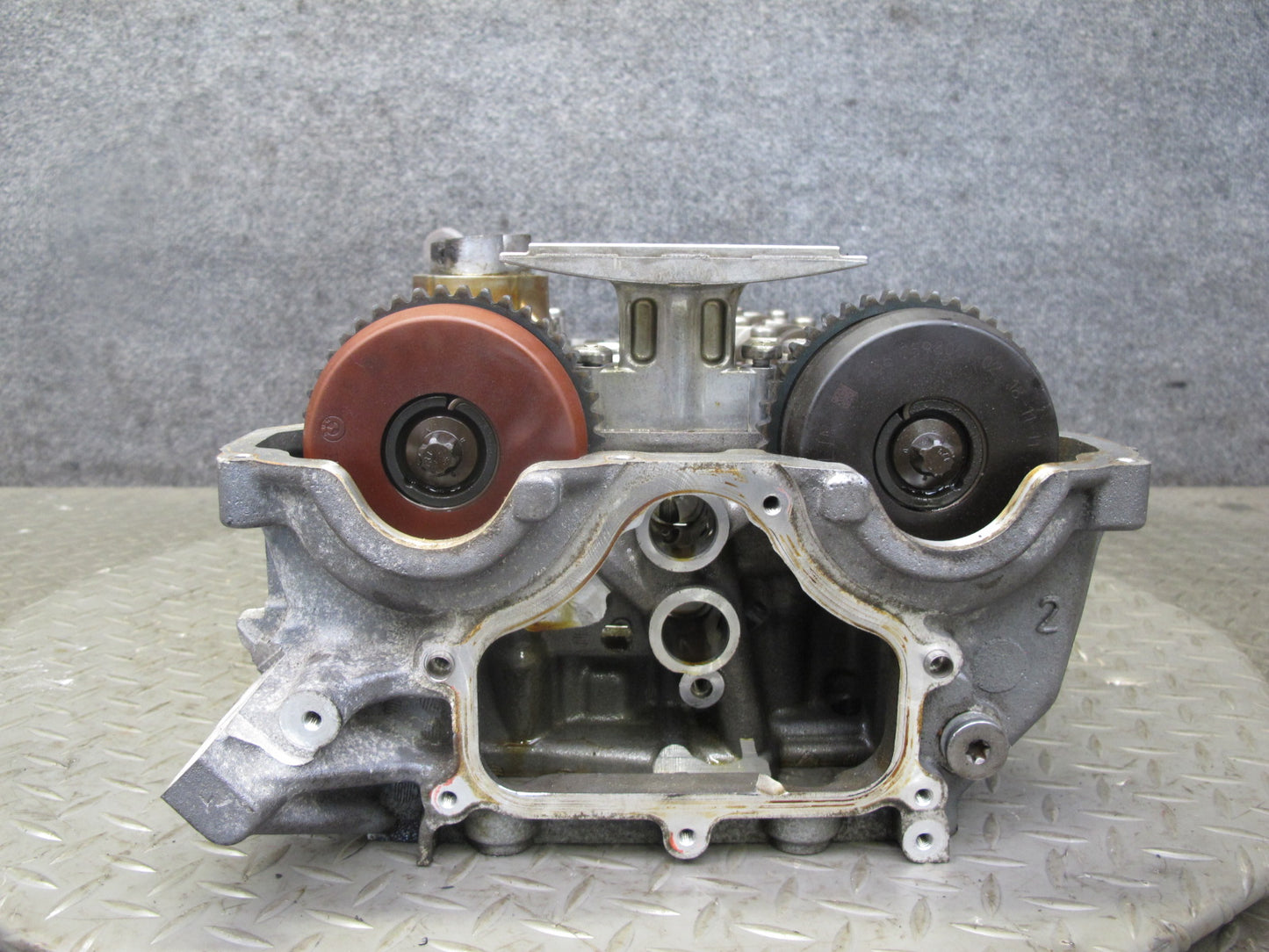 11-13 BMW F10 550i N63 Engine Motor Left Cylinder Head w Camshafts 103K OEM