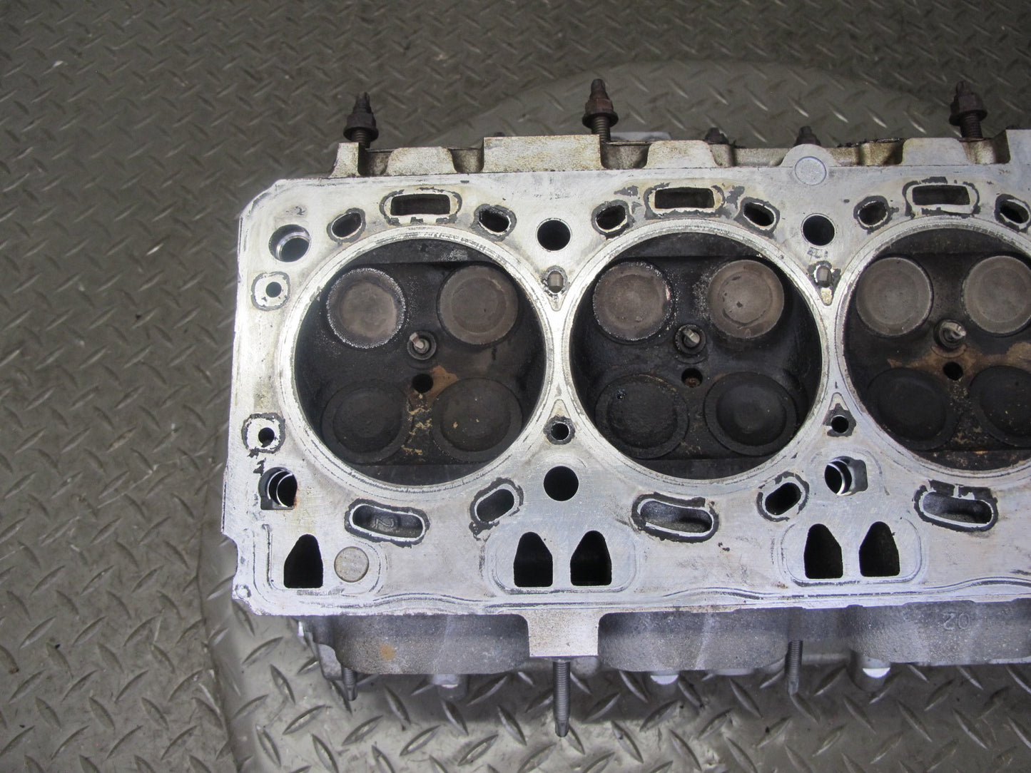 11-13 BMW F10 550i N63 Engine Motor Left Cylinder Head w Camshafts 103K OEM