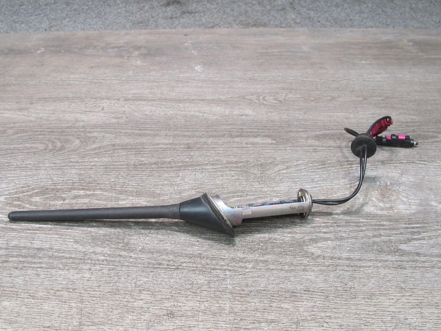 09-16 BMW E89 Z4 Radio Antenna OEM