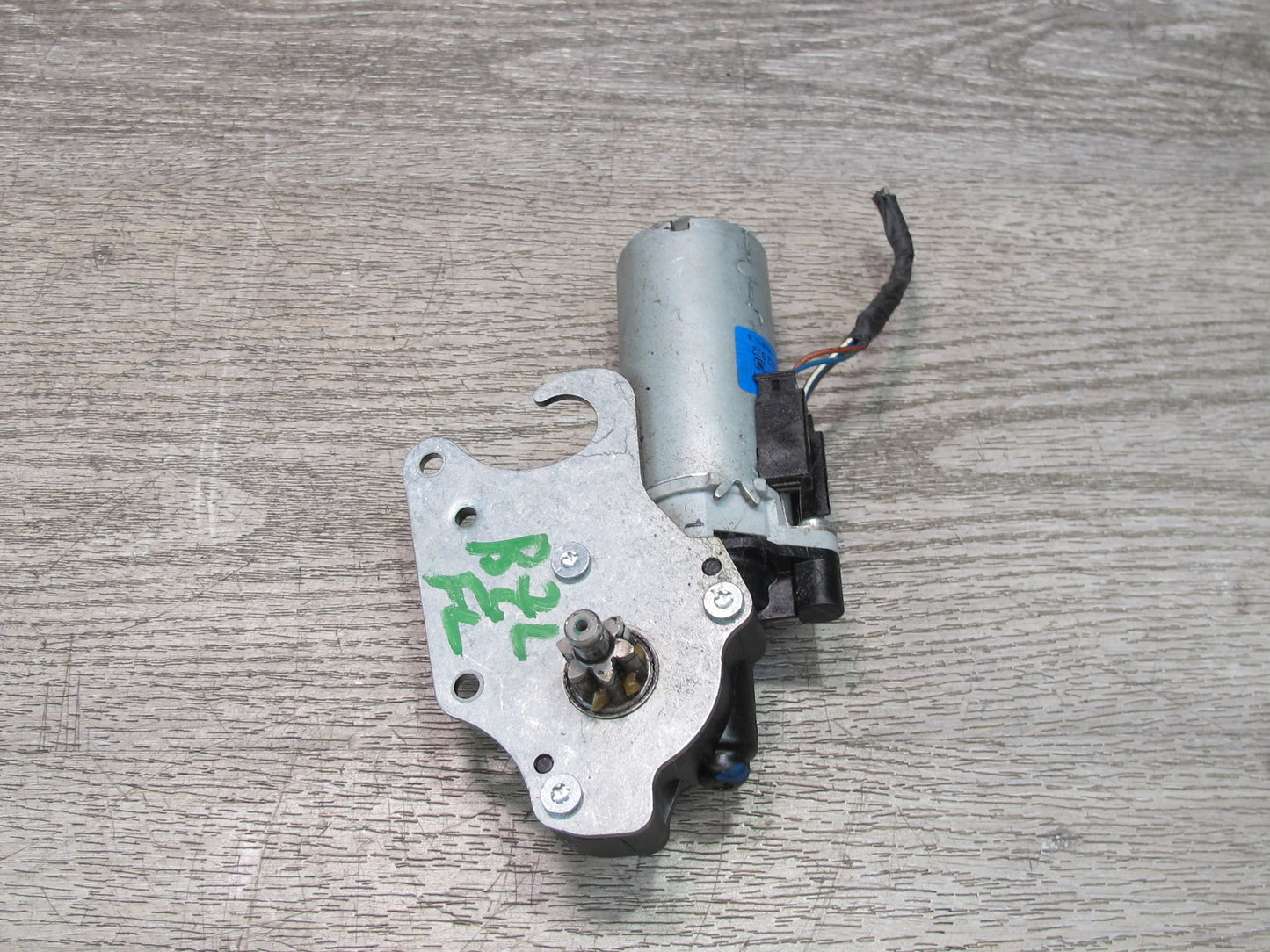 09-16 BMW E89 Z4 Set of 4 Front Left Seat Adjust Motor OEM