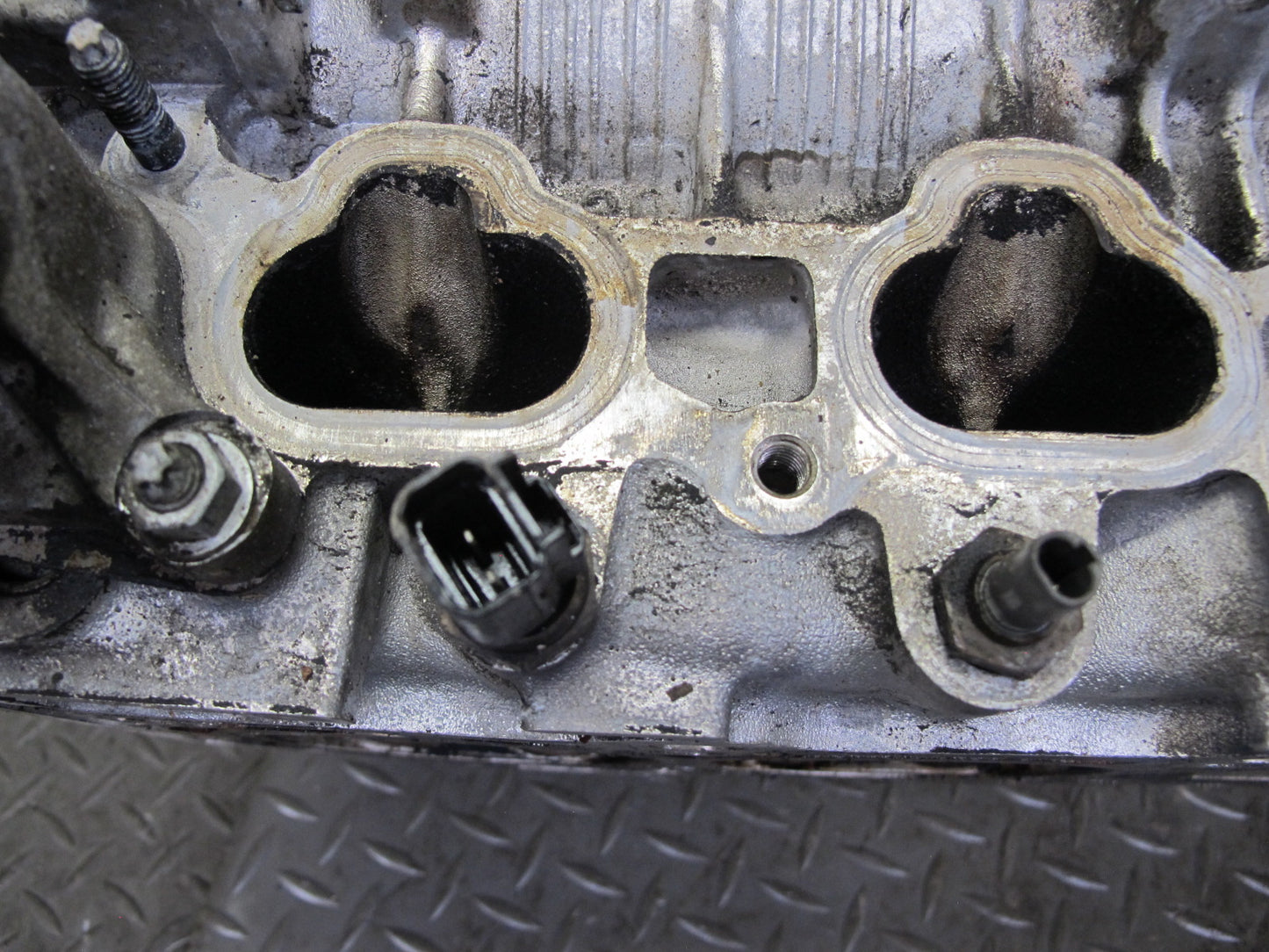 92-97 Lexus JZZ31L SC300 3.0L 2JZGE Engine Cylinder Head OEM