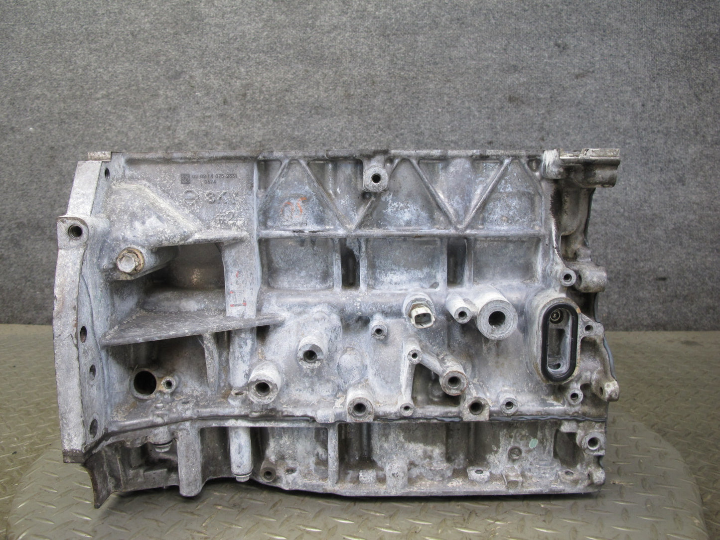 2014-2017 Infiniti QX60 2.5L Hybrid QR25DER Engine Cylinder Block