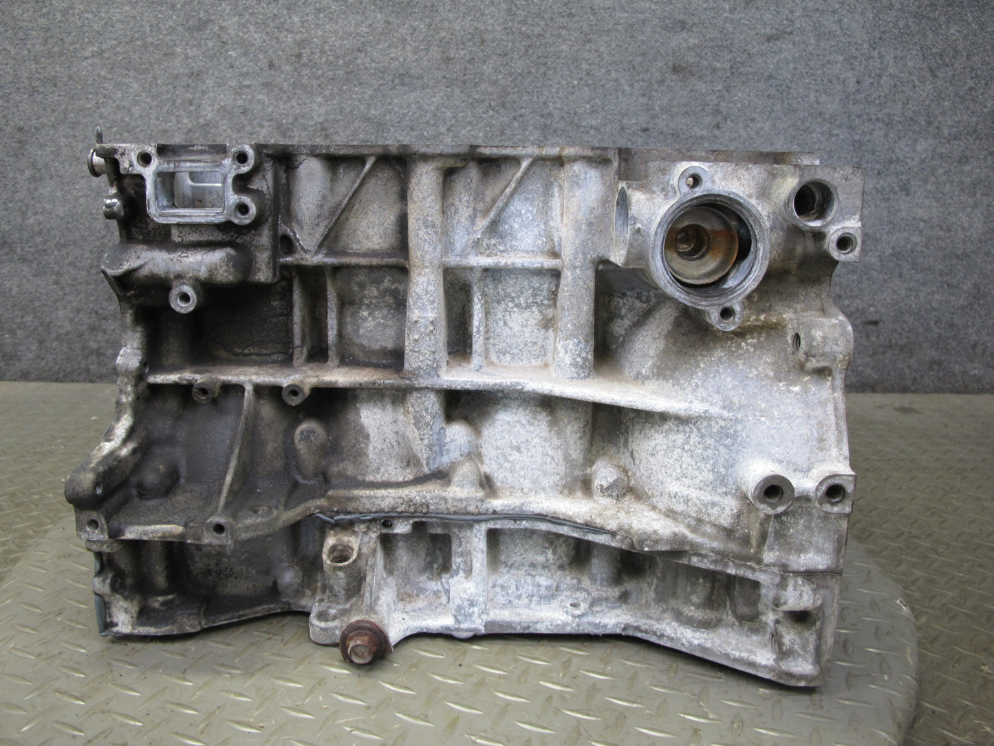 2014-2017 Infiniti QX60 2.5L Hybrid QR25DER Engine Cylinder Block