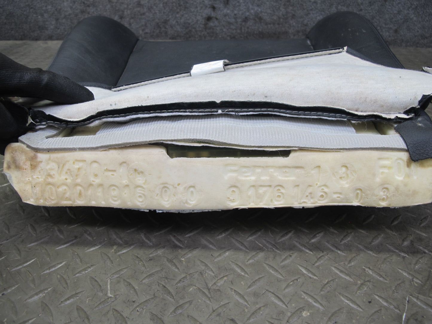 09-16 BMW E89 Z4 Front Right Sport Seat Lower Leather Cushion OEM