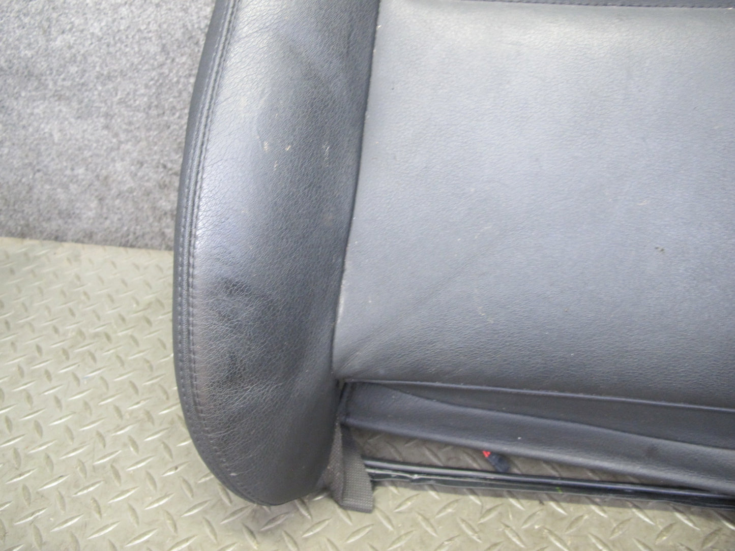 09-16 BMW E89 Z4 Front Right Sport Seat Lower Leather Cushion OEM