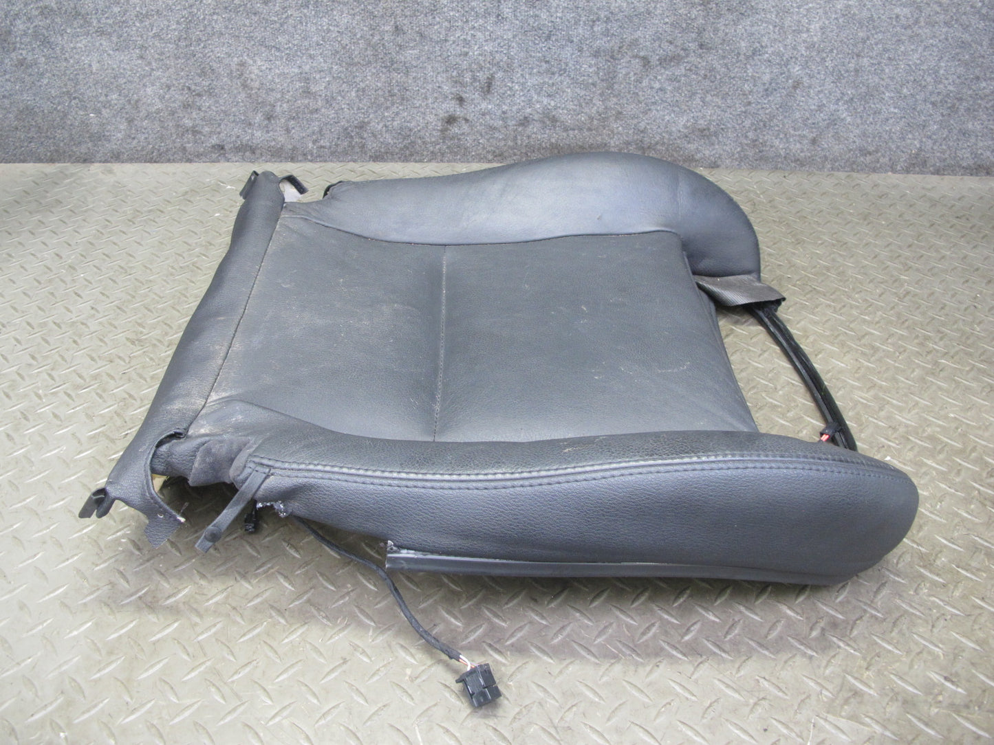 09-16 BMW E89 Z4 Front Right Sport Seat Lower Leather Cushion OEM