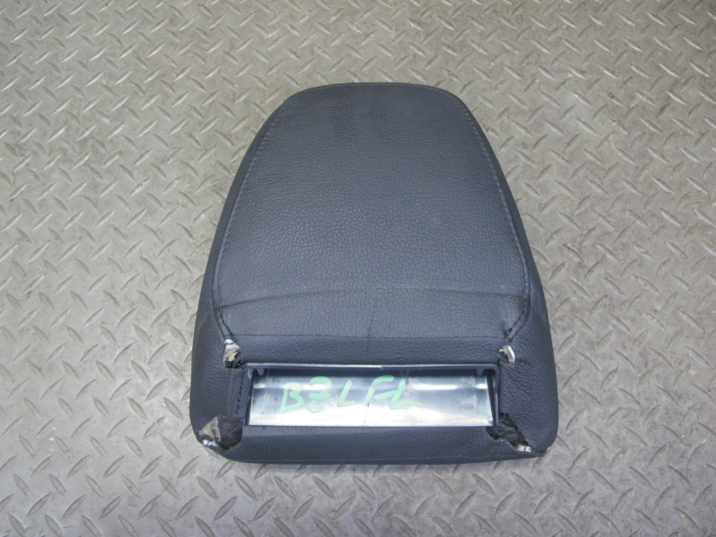 09-16 BMW E89 Z4 Set of 2 Front Left & Right Seat Leather Headrest OEM