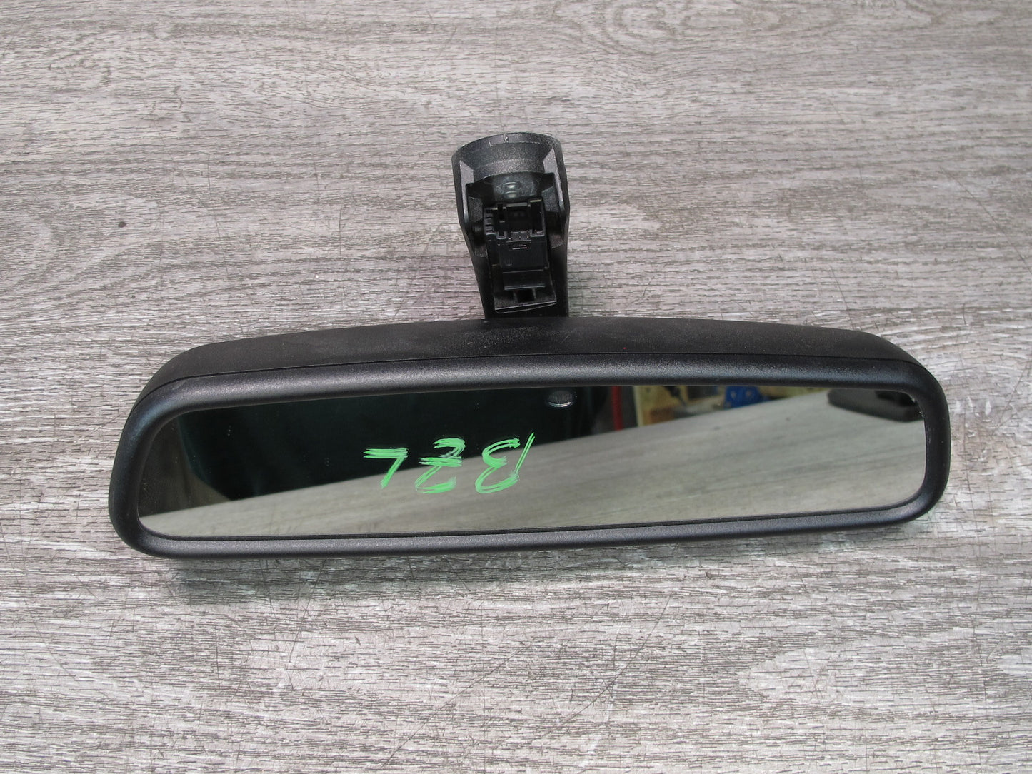 09-16 BMW E89 Z4 Auto Dim Interior Rear View Mirror w Homelink 9174309 OEM