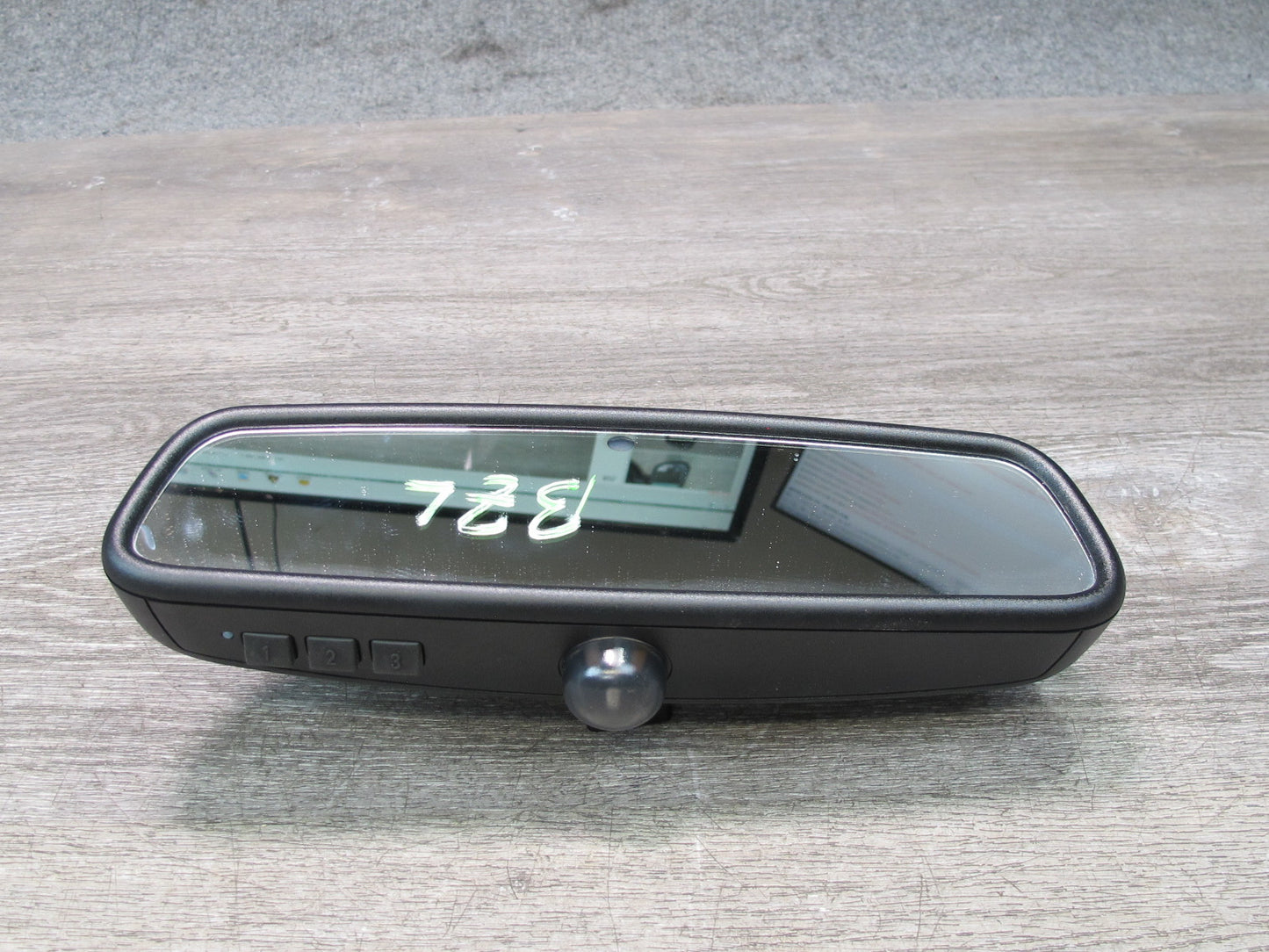 09-16 BMW E89 Z4 Auto Dim Interior Rear View Mirror w Homelink 9174309 OEM