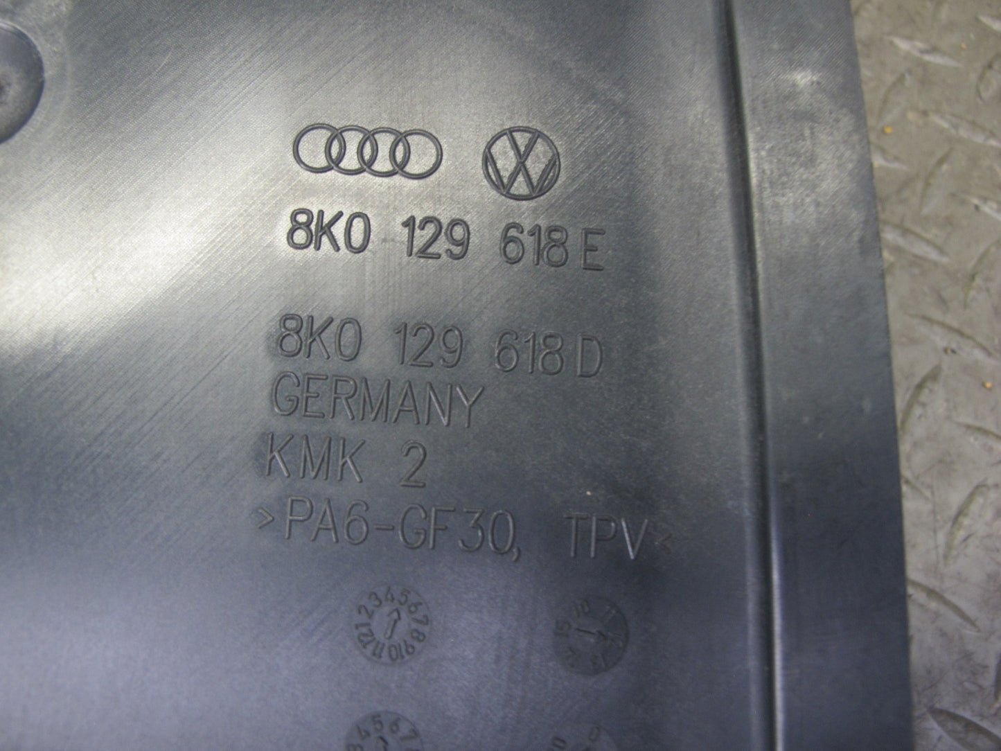 13-16 Audi S5 S4 Engine Air Intake Inlet Duct Pipe 8K0129618E OEM