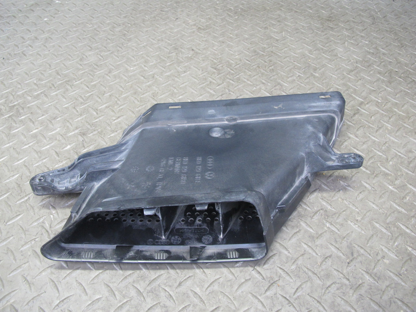 13-16 Audi S5 S4 Engine Air Intake Inlet Duct Pipe 8K0129618E OEM