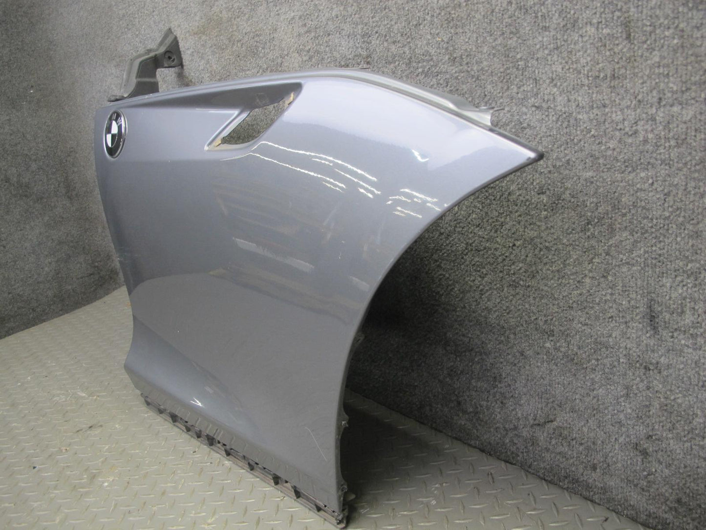 09-13 BMW E89 Z4 Front Right Fender Shell Cover Panel Space Gray OEM