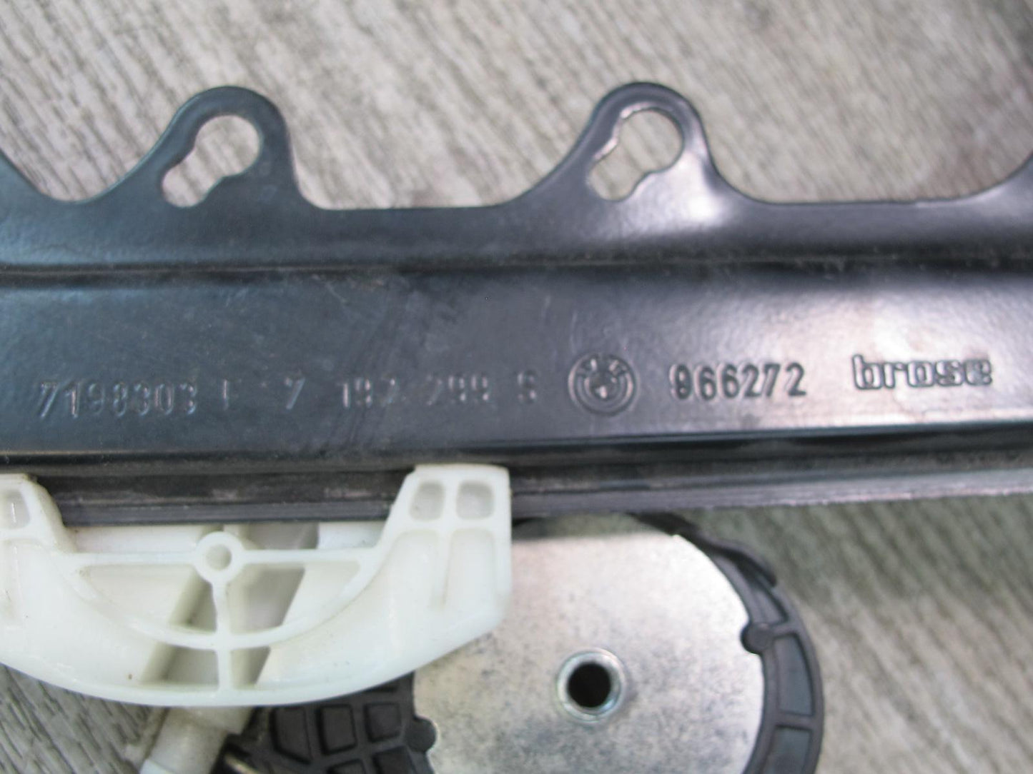 09-16 BMW E89 Z4 Left Door Window Regulator w Motor OEM