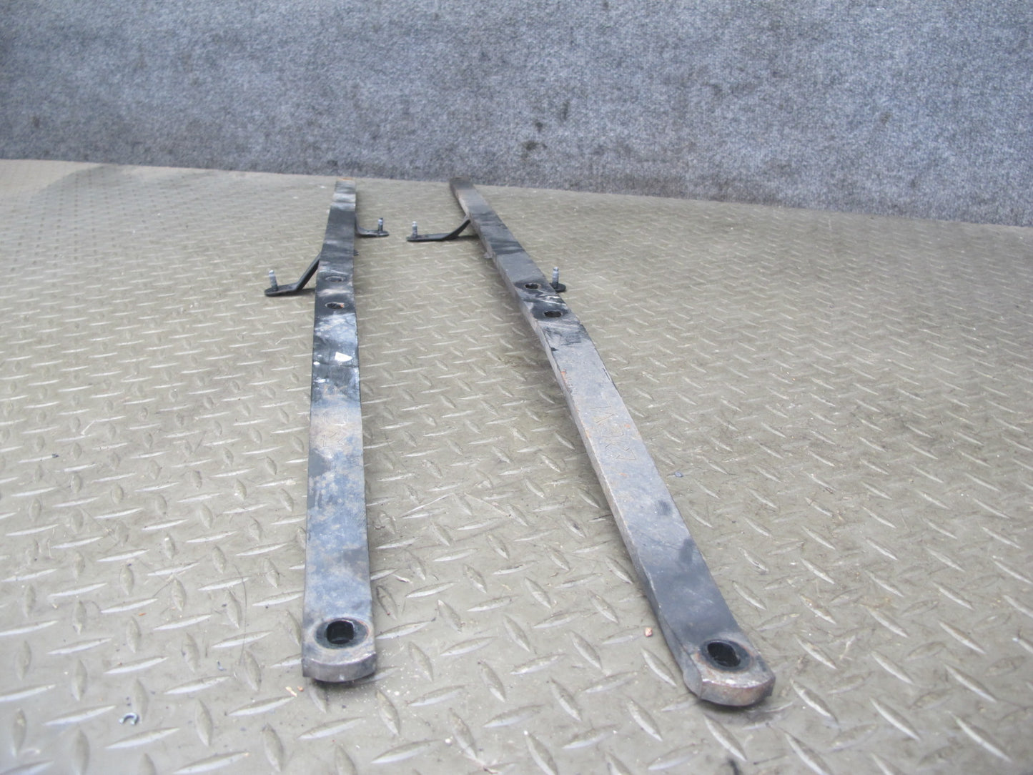 10-15 Lexus IS350 IS250 Convert Set of 2 Rear Crossmember Stiffener Bracket OEM