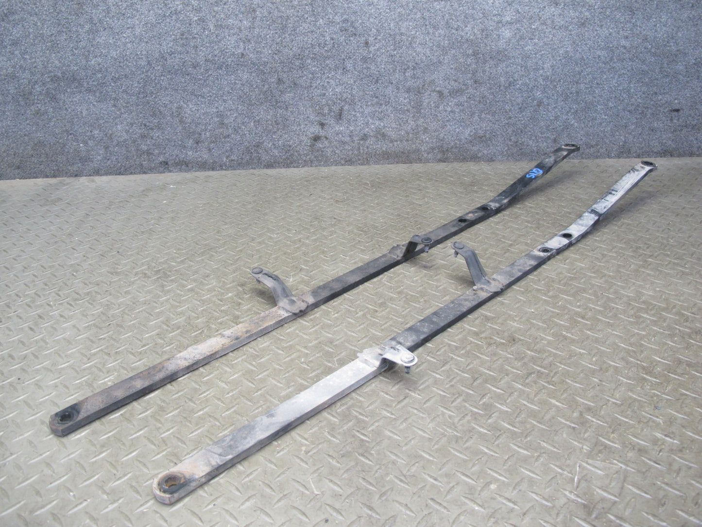 10-15 Lexus IS350 IS250 Convert Set of 2 Rear Crossmember Stiffener Bracket OEM