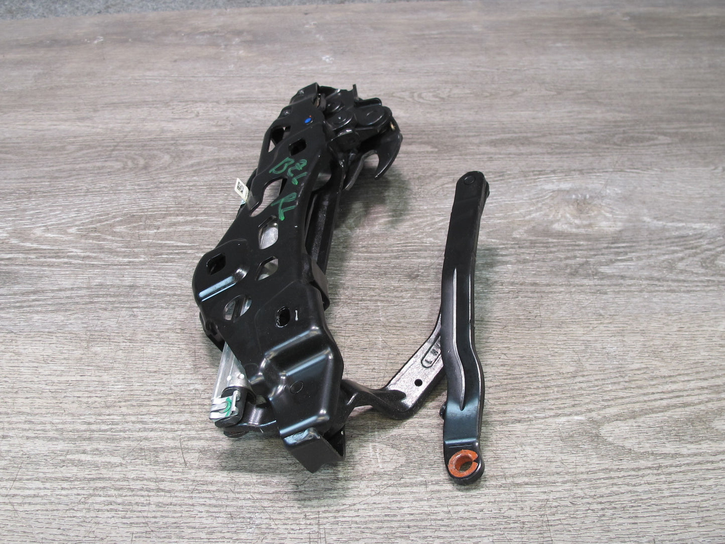 09-16 BMW E89 Z4 Convertible Rear Left TOP Roof Hinge w Shock Support OEM
