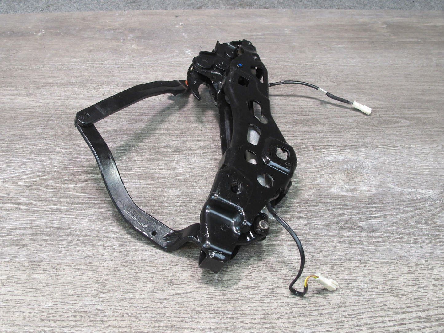 09-16 BMW E89 Z4 Convertible Rear Right TOP Roof Hinge w Shock Support OEM