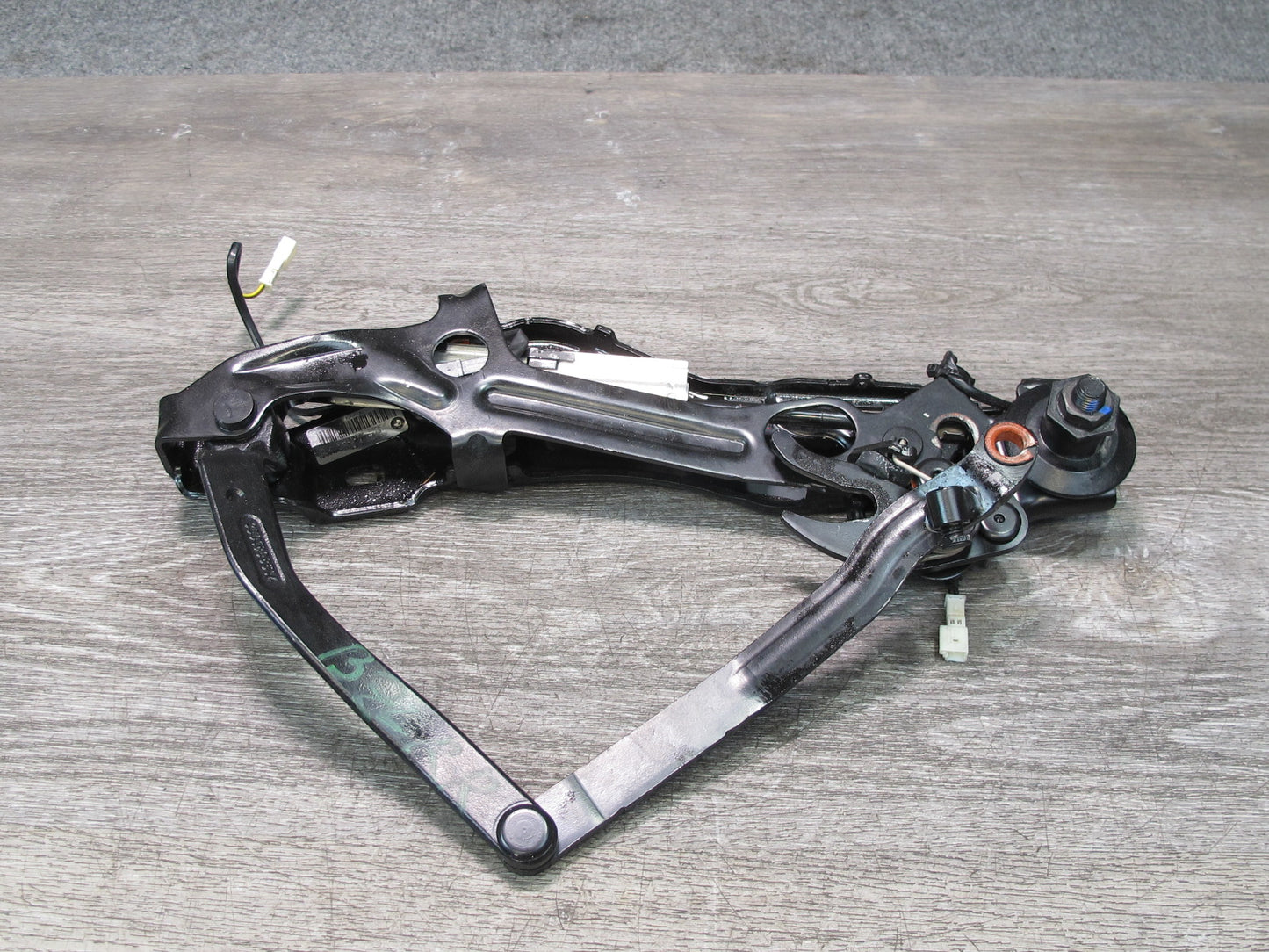 09-16 BMW E89 Z4 Convertible Rear Right TOP Roof Hinge w Shock Support OEM