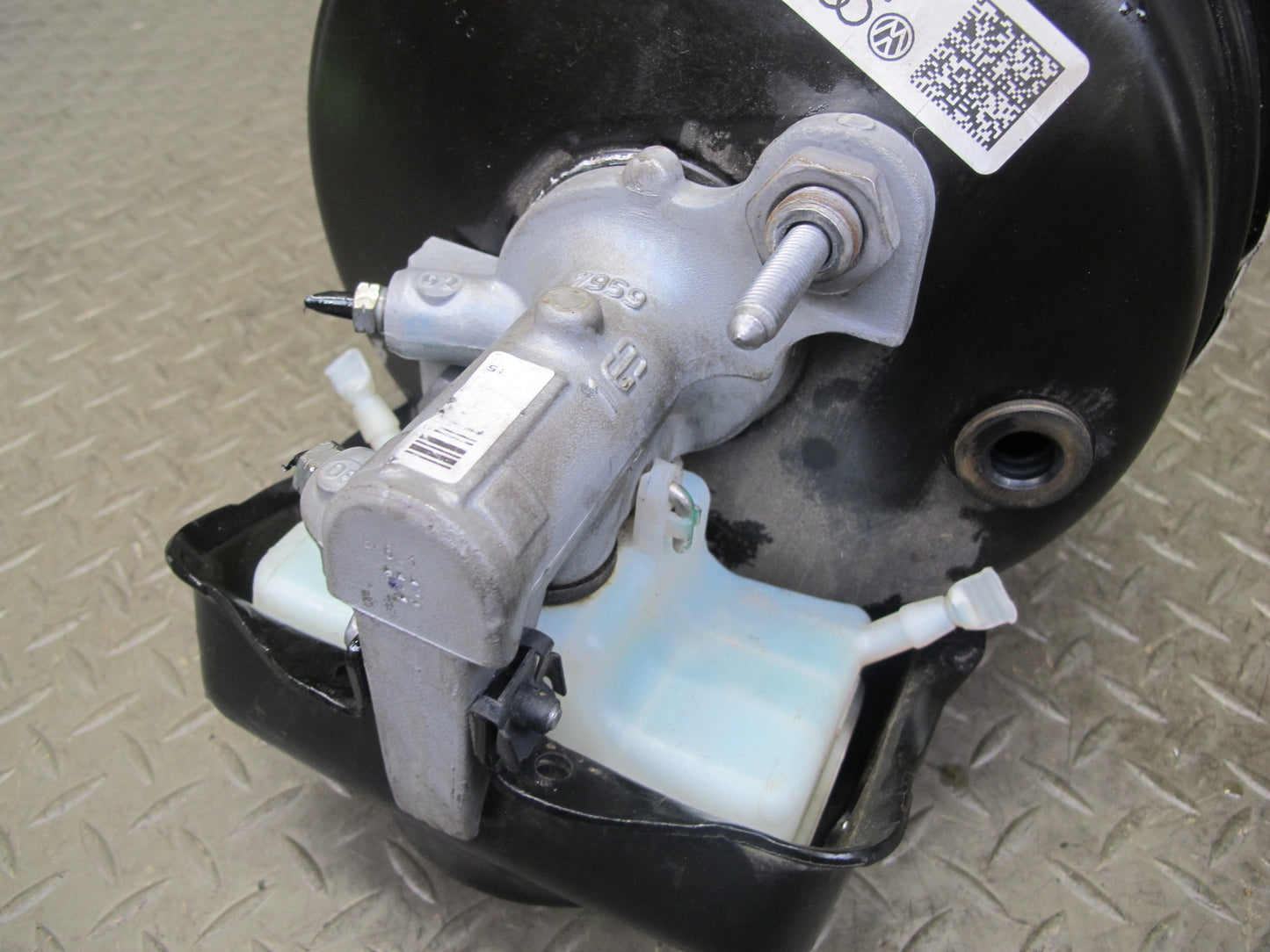13-16 Audi S5 S4 Brake Master Cylinder Booster Fluid Reservoir OEM