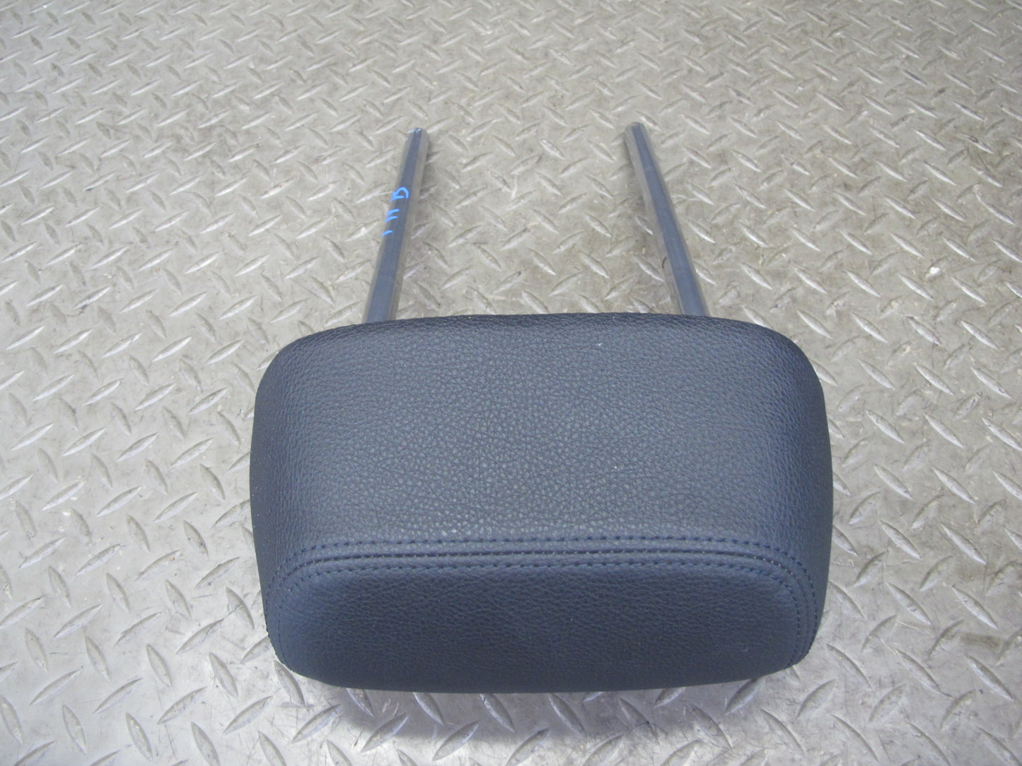 12-18 BMW F30 F31 F34 335i Set of 3 Rear Left Center Right Sensatec Headrest OEM