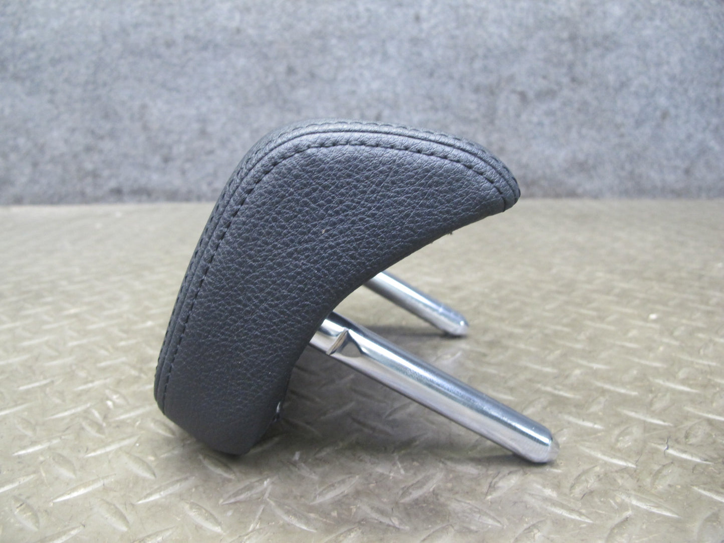 12-18 BMW F30 F31 F34 335i Set of 3 Rear Left Center Right Sensatec Headrest OEM