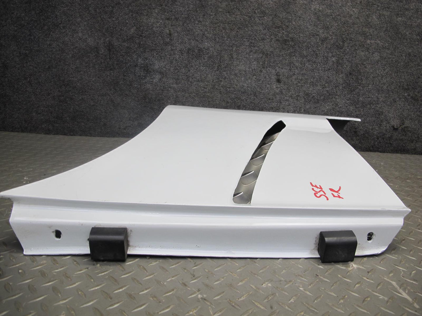 07-10 Saturn SKY Front Right Fender Shell Cover Panel Polar White OEM