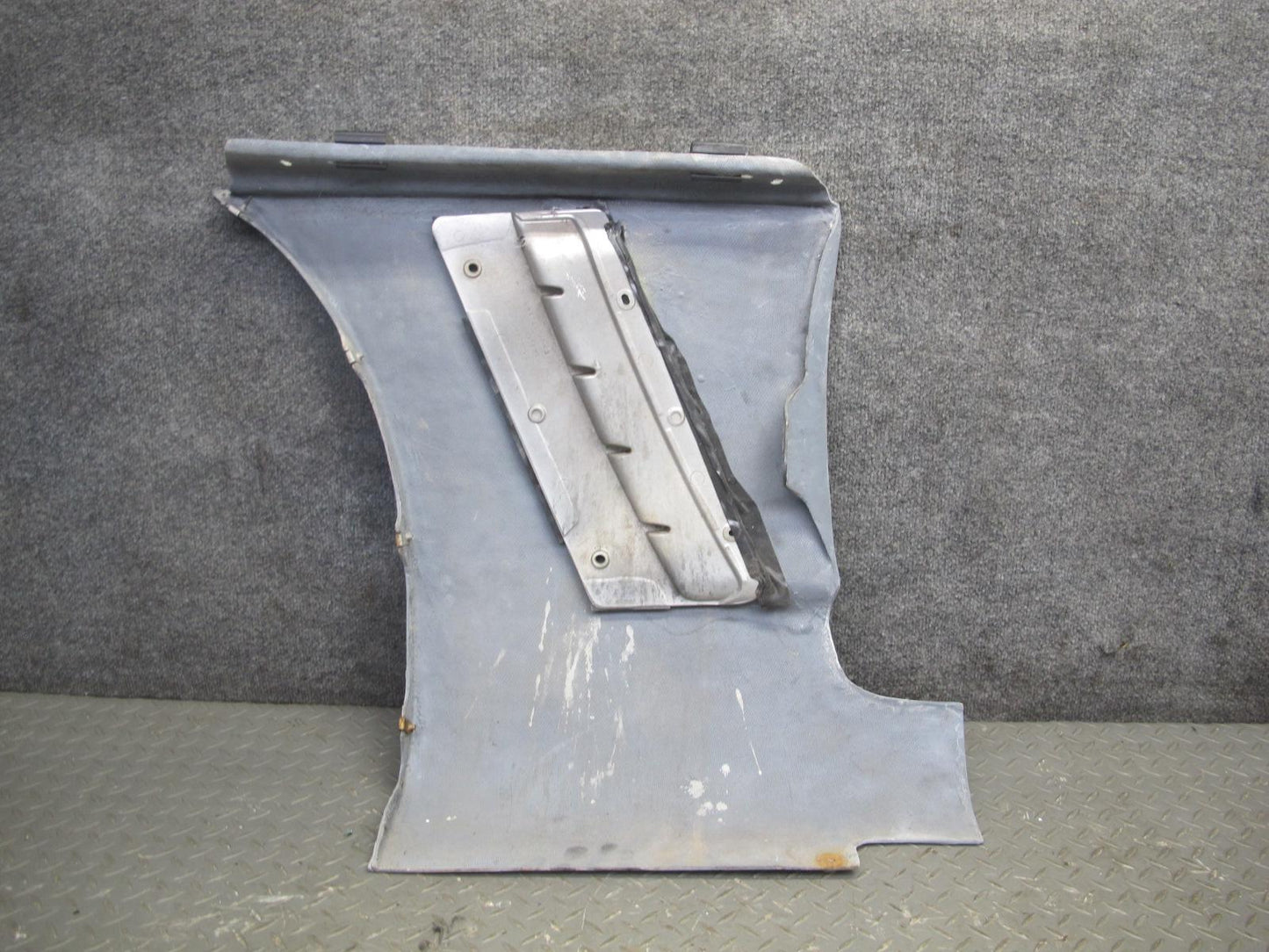 07-10 Saturn SKY Front Right Fender Shell Cover Panel Polar White OEM