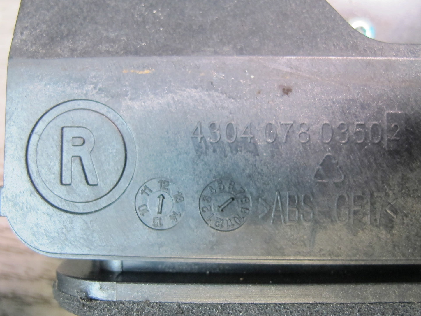 12-18 BMW F30 F31 F34 328i 335i Set of 2 Left & Right Subwoofer Speaker OEM