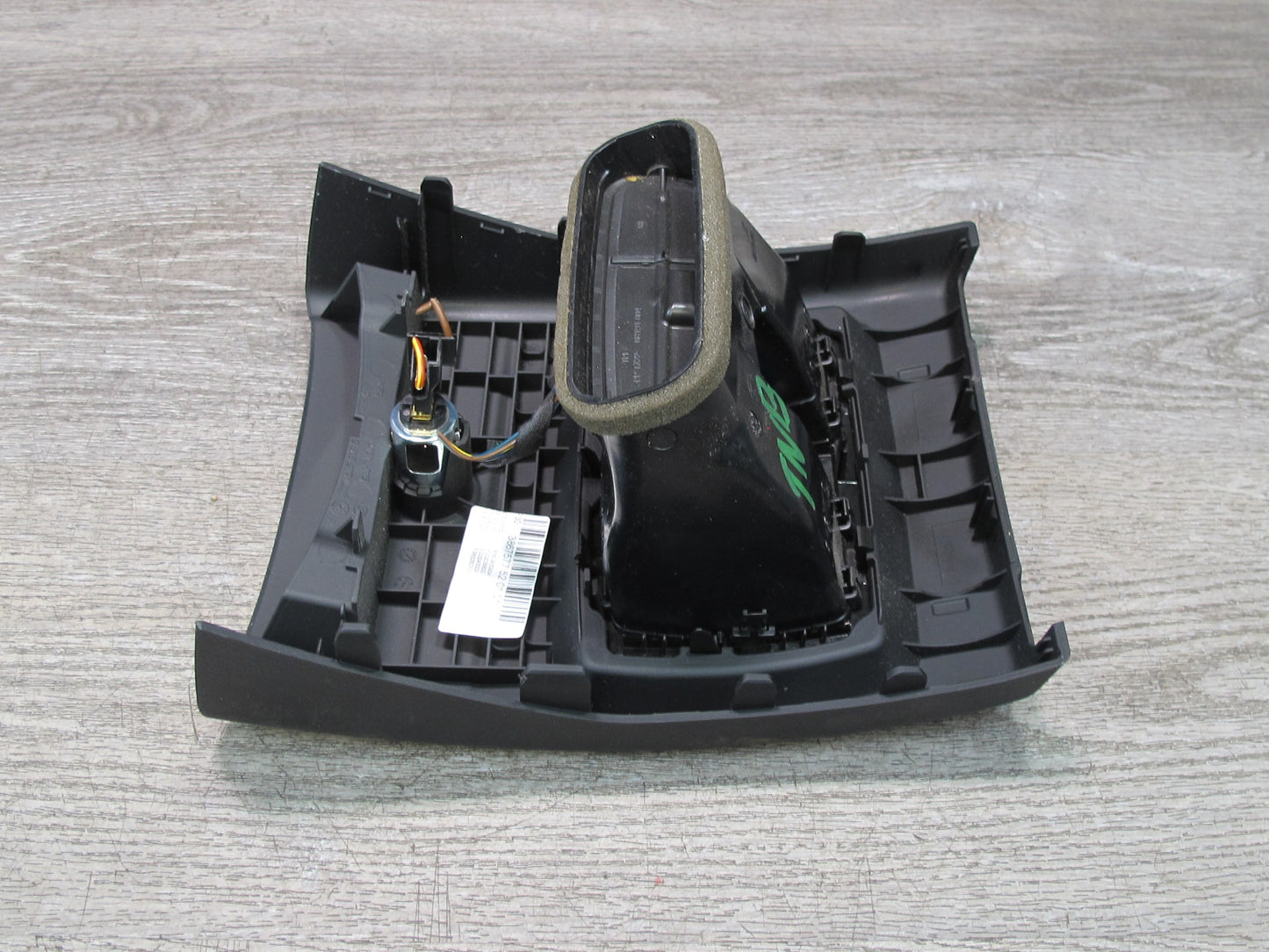 12-16 BMW F30 335i Sedan Rear Center Console Air Vent w Trim Panel Black OEM