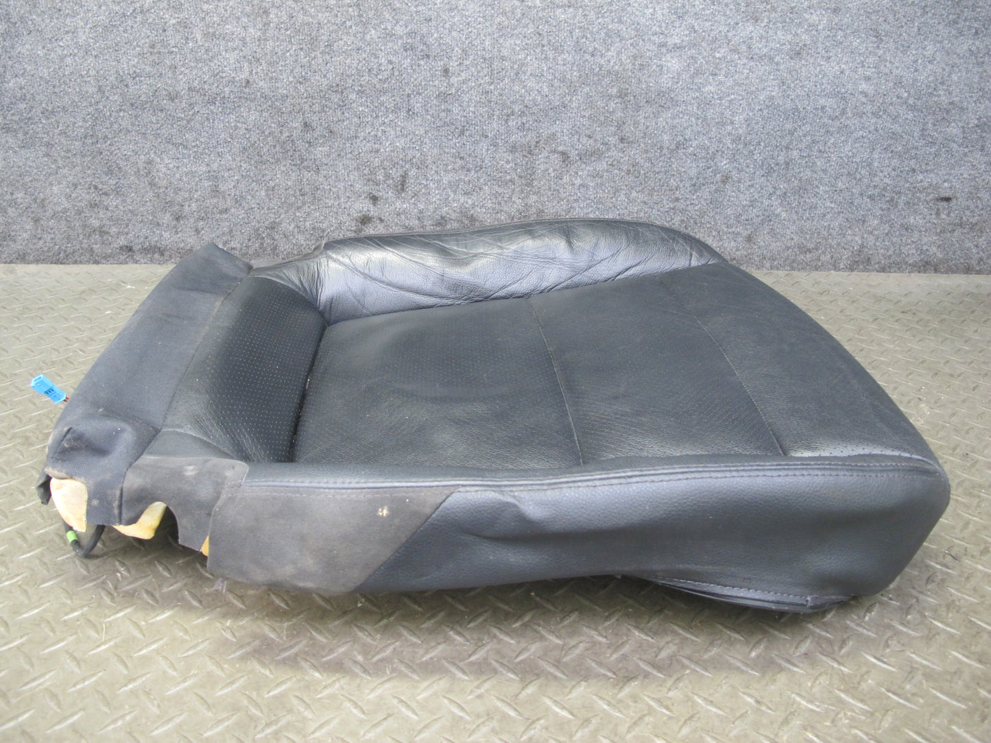 2010-2016 Porsche Panamera 970 Front Left Driver Side Lower Bottom Seat Cushion
