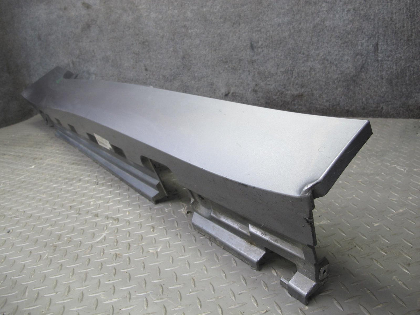 09-16 BMW E89 Z4 Right Side Skirt Rocker Panel Lower Molding Space Gray OEM