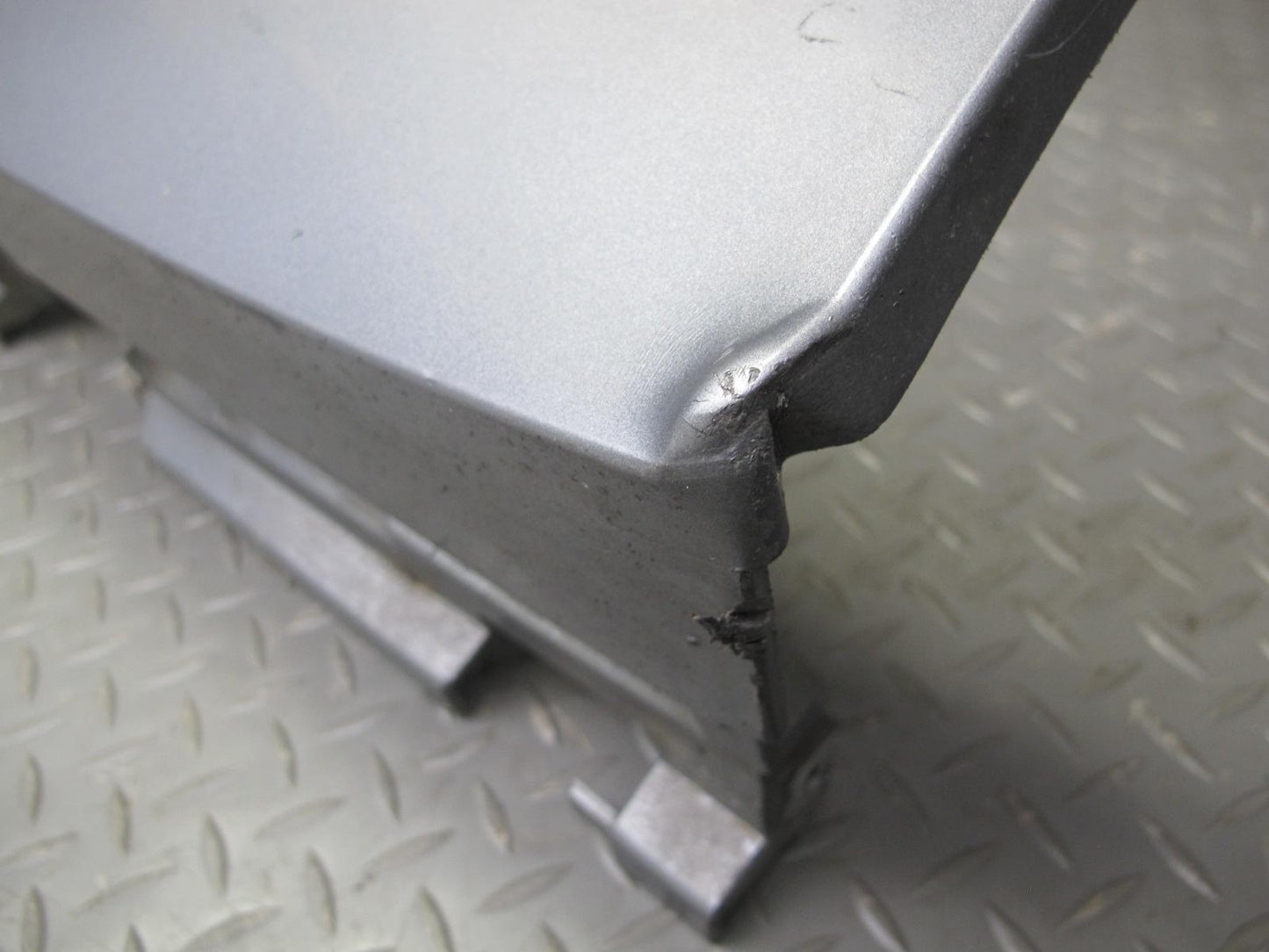 09-16 BMW E89 Z4 Right Side Skirt Rocker Panel Lower Molding Space Gray OEM
