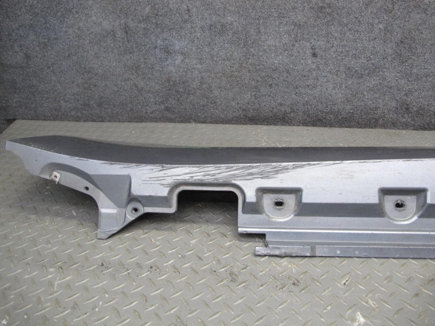 09-16 BMW E89 Z4 Right Side Skirt Rocker Panel Lower Molding Space Gray OEM