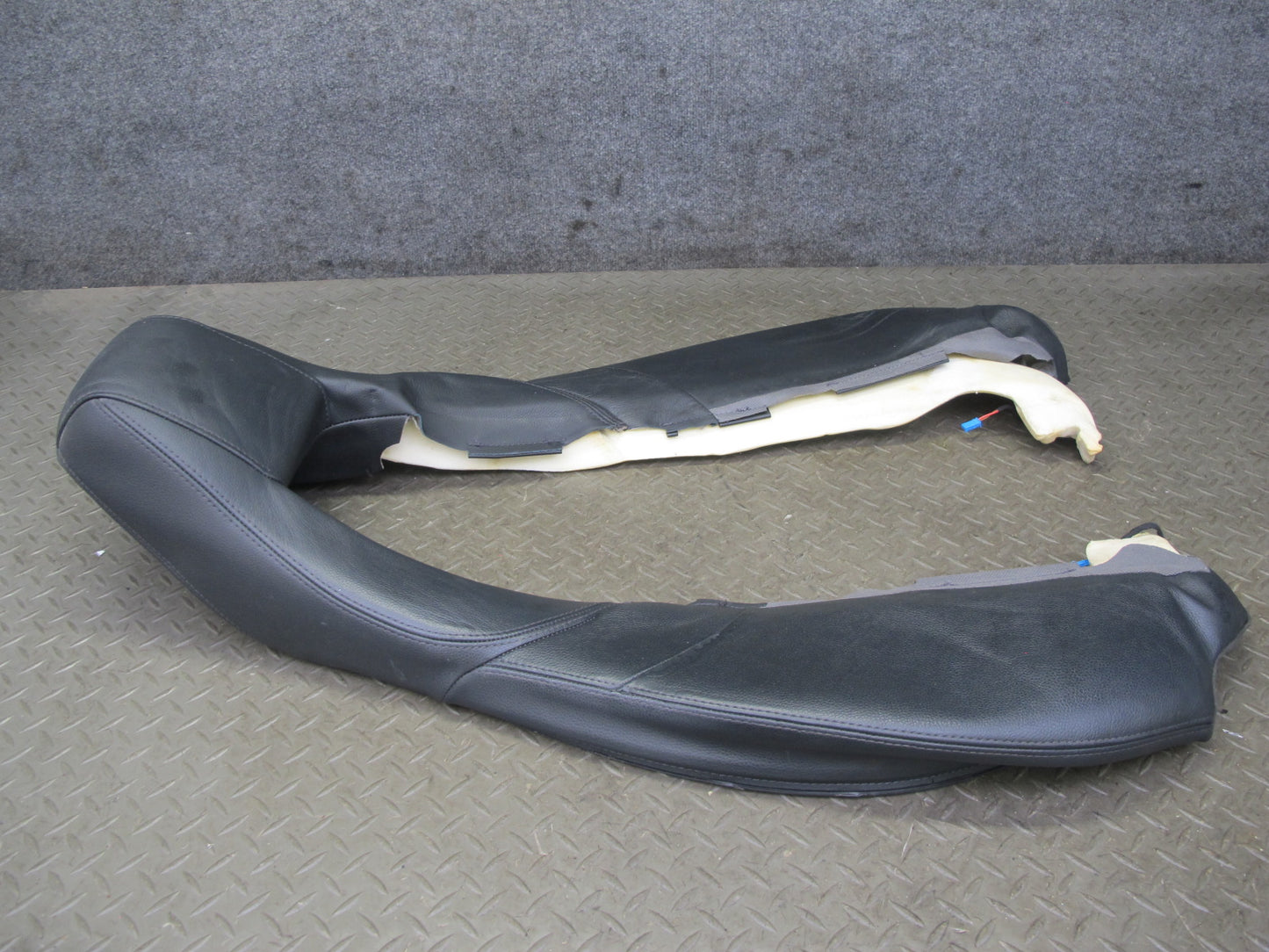 2010-2016 Porsche Panamera 970 Front Left Driver Side TOP Upper Seat Cushion