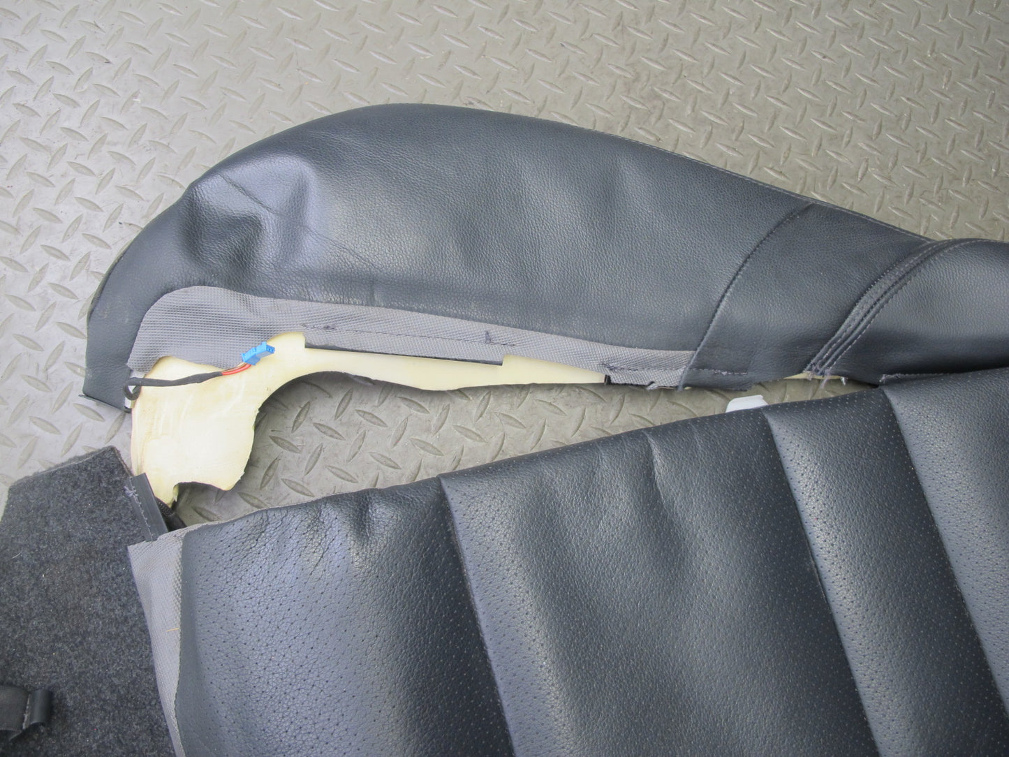 2010-2016 Porsche Panamera 970 Front Right Pass Side TOP Upper Seat Cushion