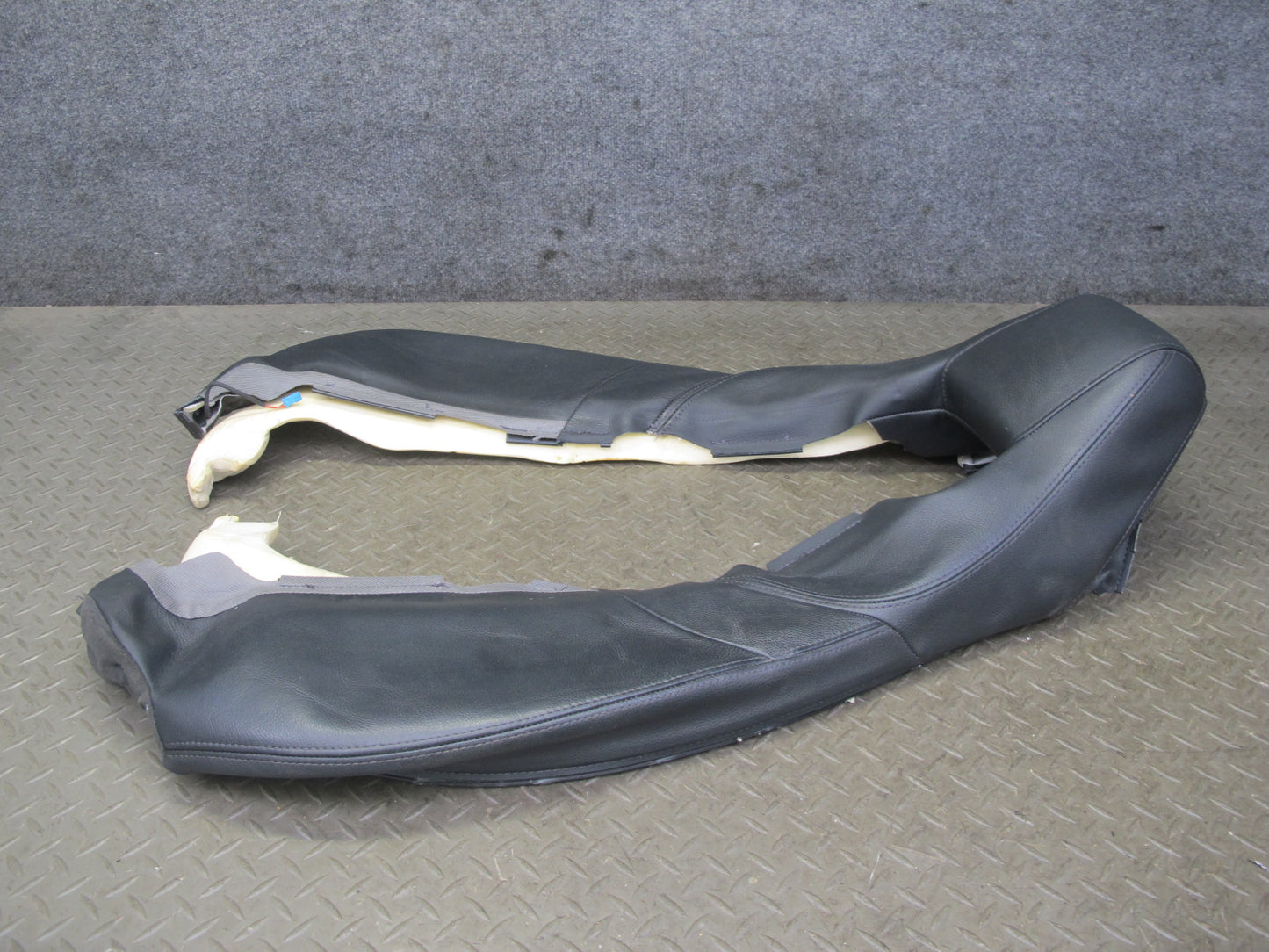 2010-2016 Porsche Panamera 970 Front Right Pass Side TOP Upper Seat Cushion