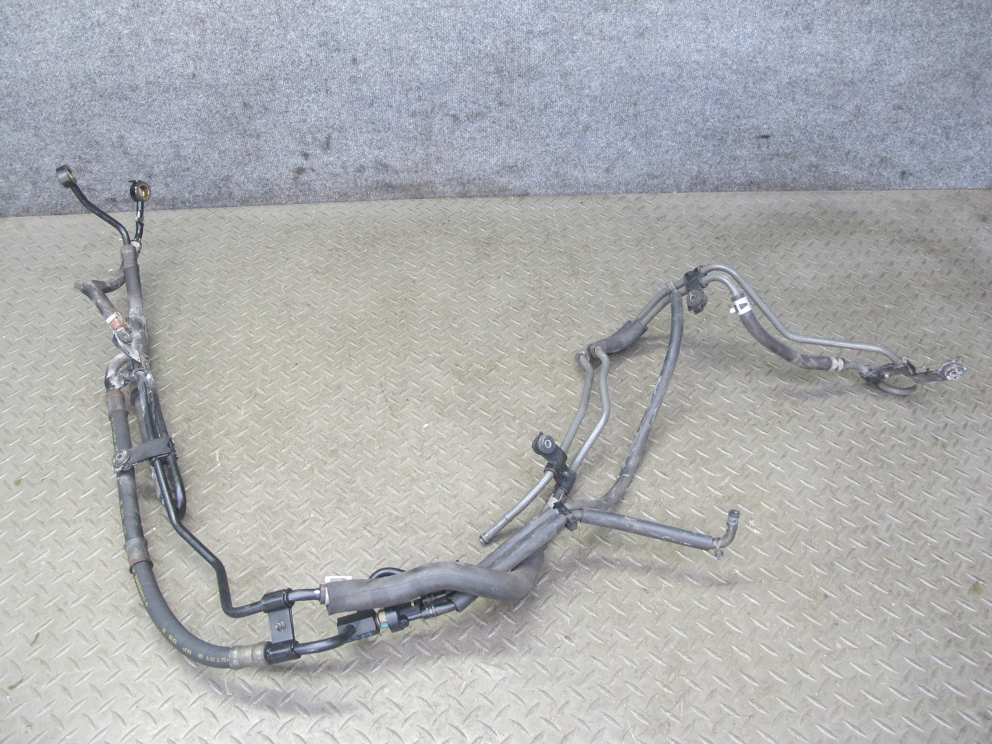01-06 Lexus UCF30L LS430 Power Steering Pressure Hose Line Tube Pipe OEM