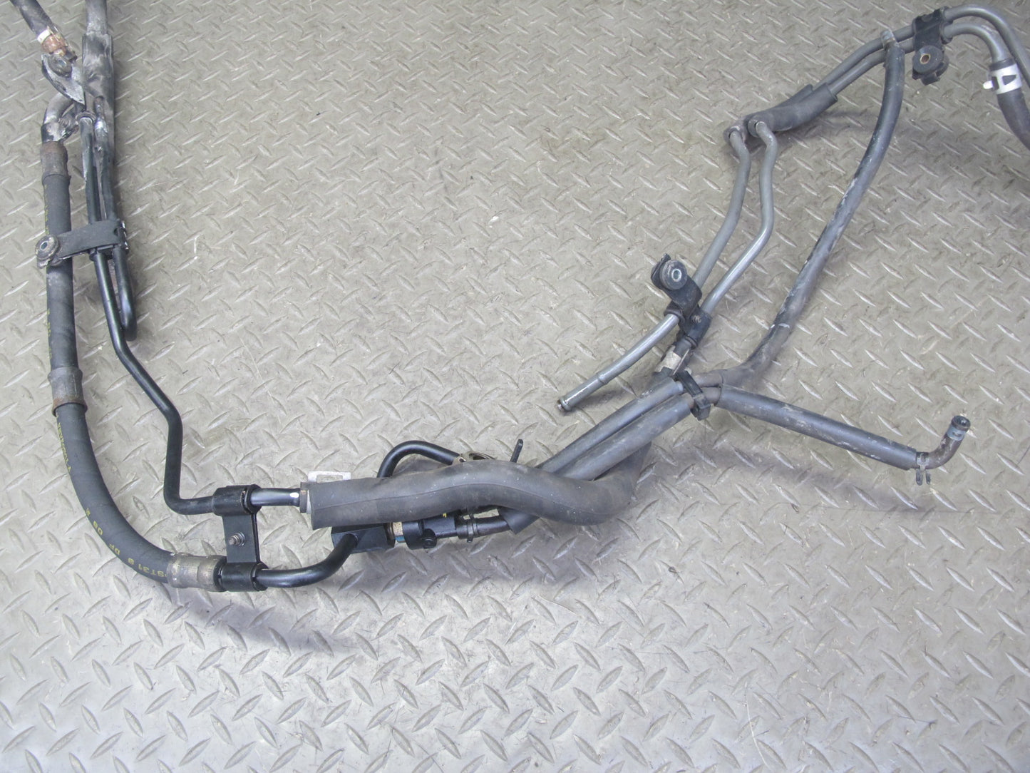 01-06 Lexus UCF30L LS430 Power Steering Pressure Hose Line Tube Pipe OEM