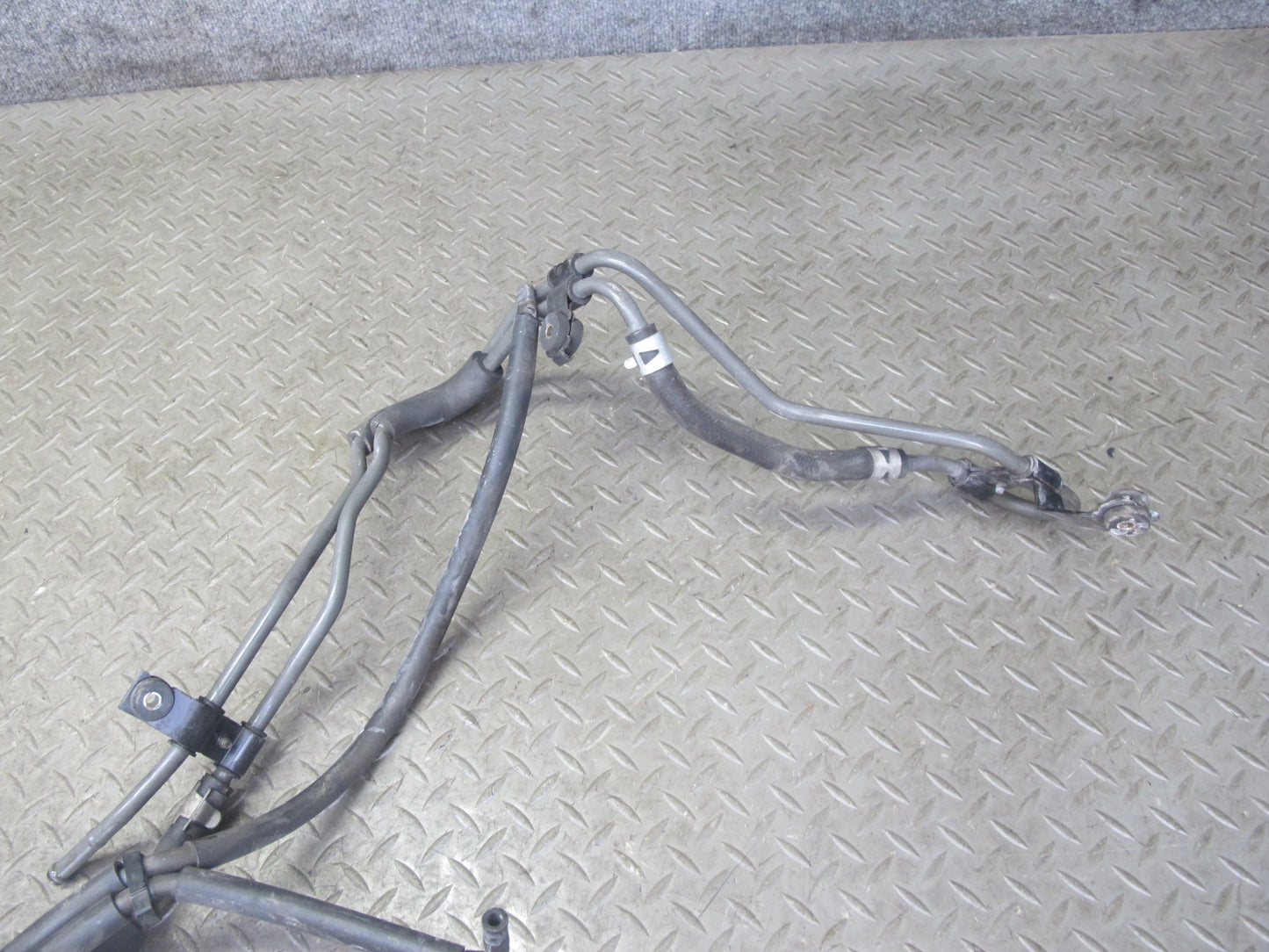 01-06 Lexus UCF30L LS430 Power Steering Pressure Hose Line Tube Pipe OEM