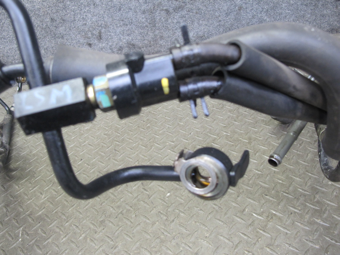 01-06 Lexus UCF30L LS430 Power Steering Pressure Hose Line Tube Pipe OEM