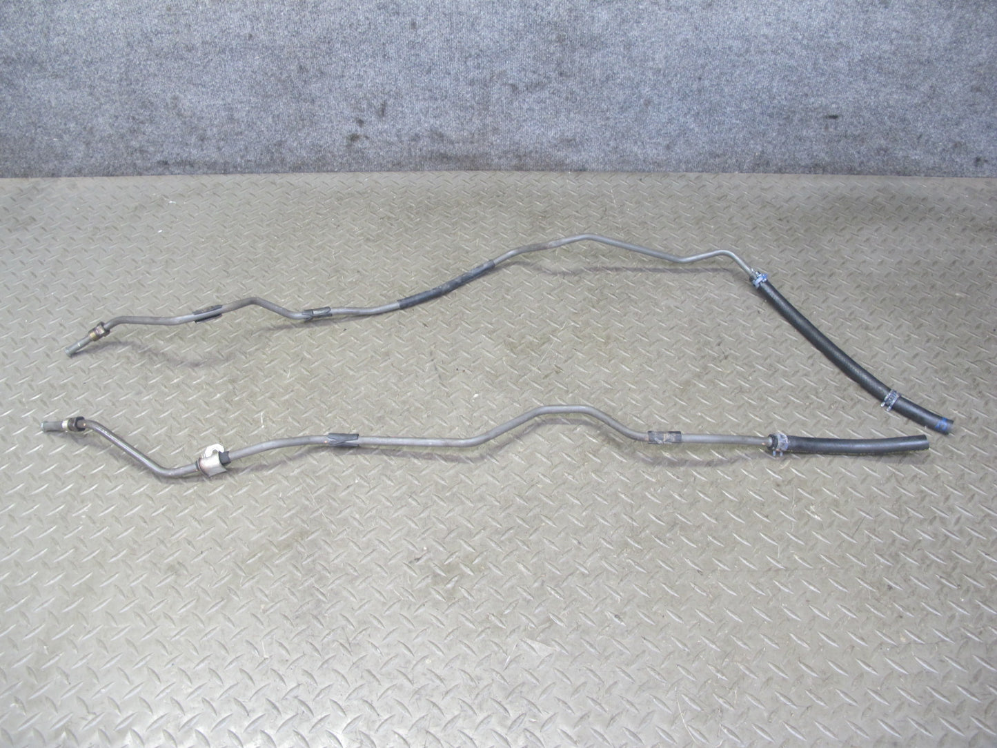 04-06 Lexus UCF30L LS430 Set of 2 Transmission Hose Pipe Line OEM