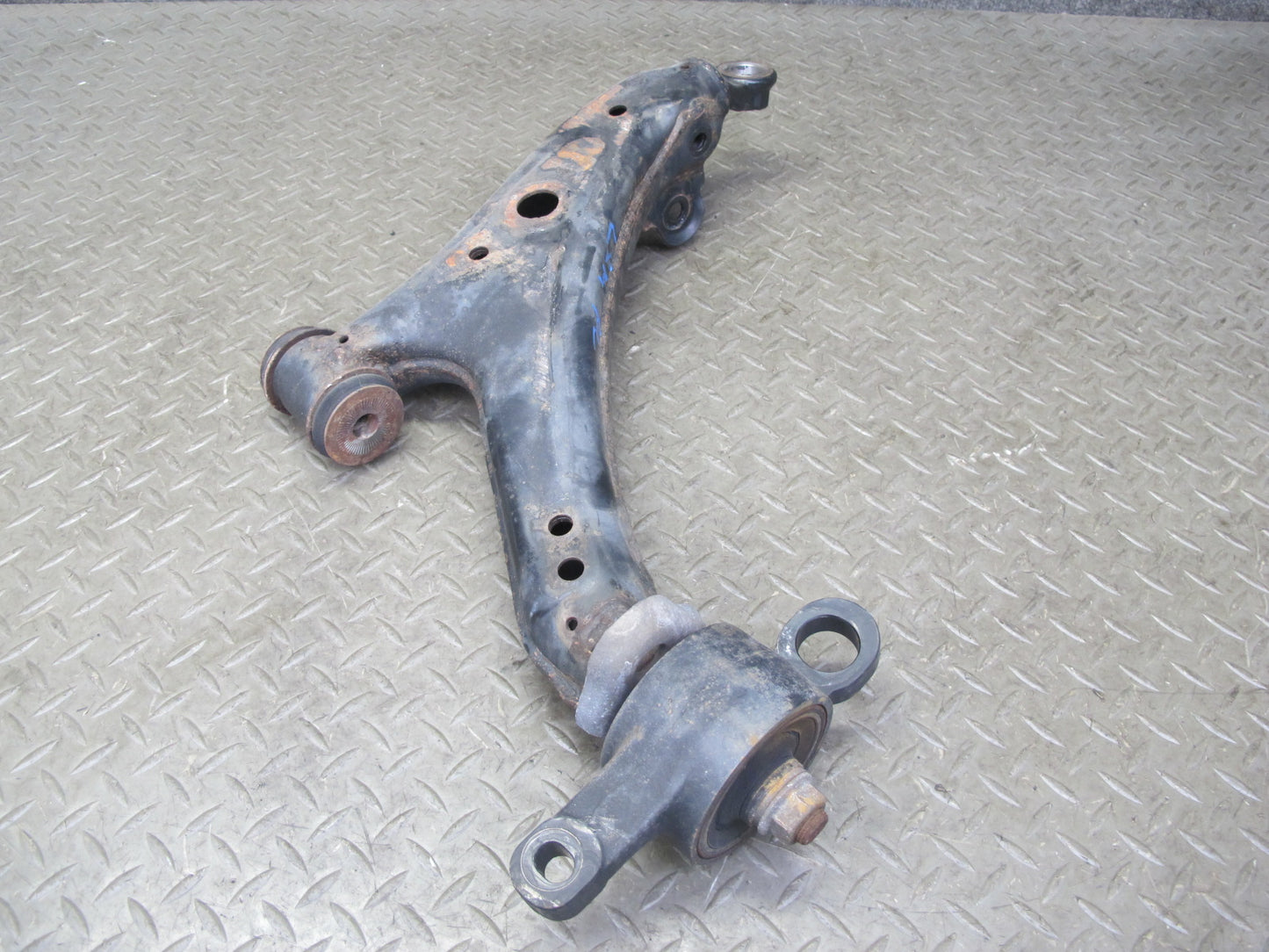 01-06 Lexus UCF30L LS430 RWD Front Left Suspension Lower Control Arm OEM